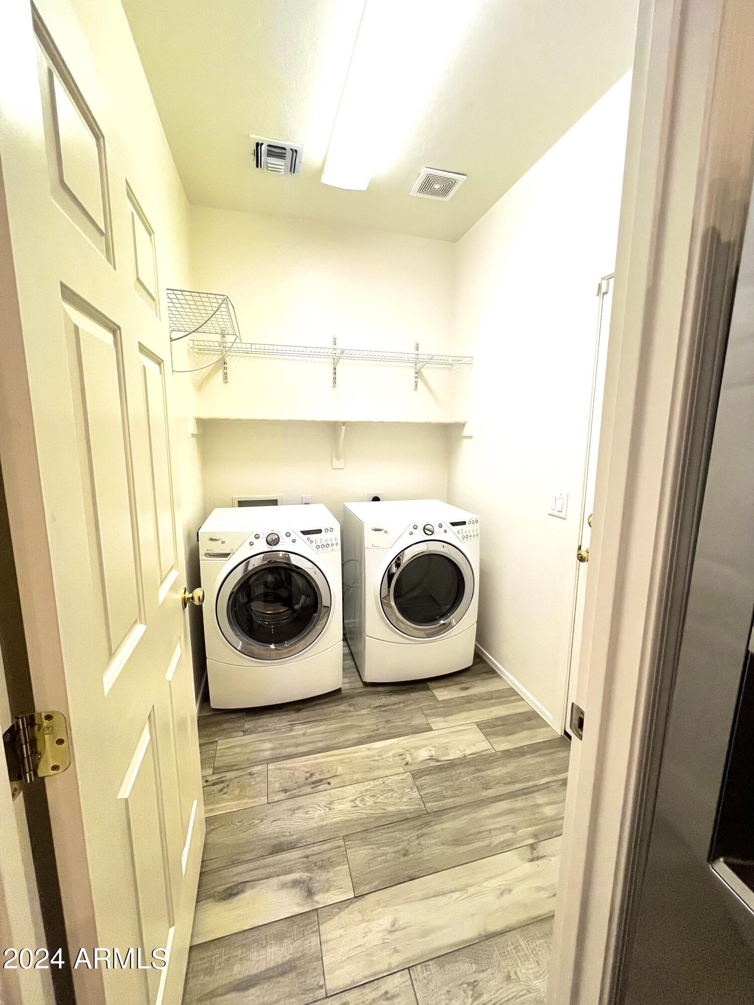 3464 E THORNTON Avenue