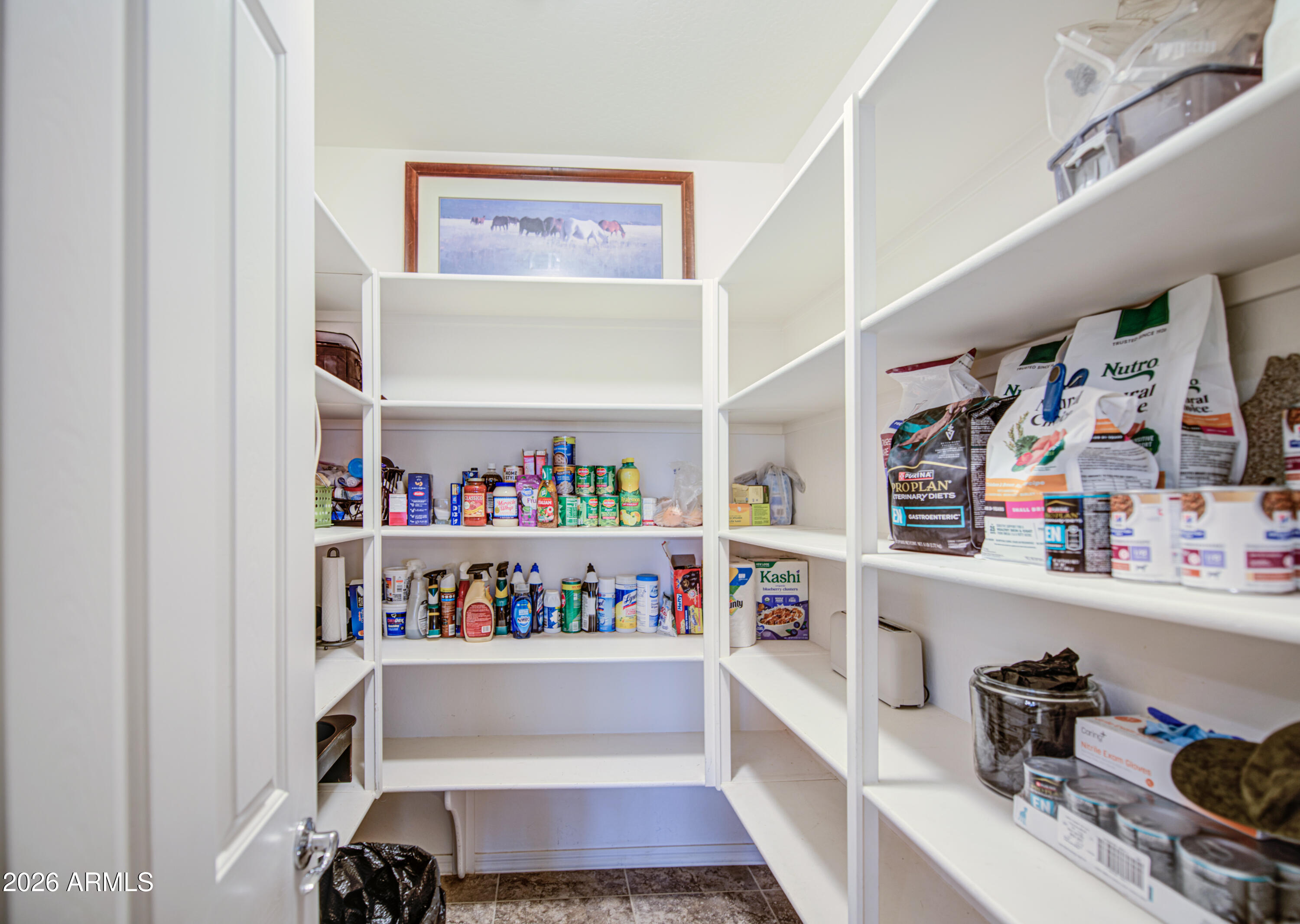 192 W HACKBERRY Avenue