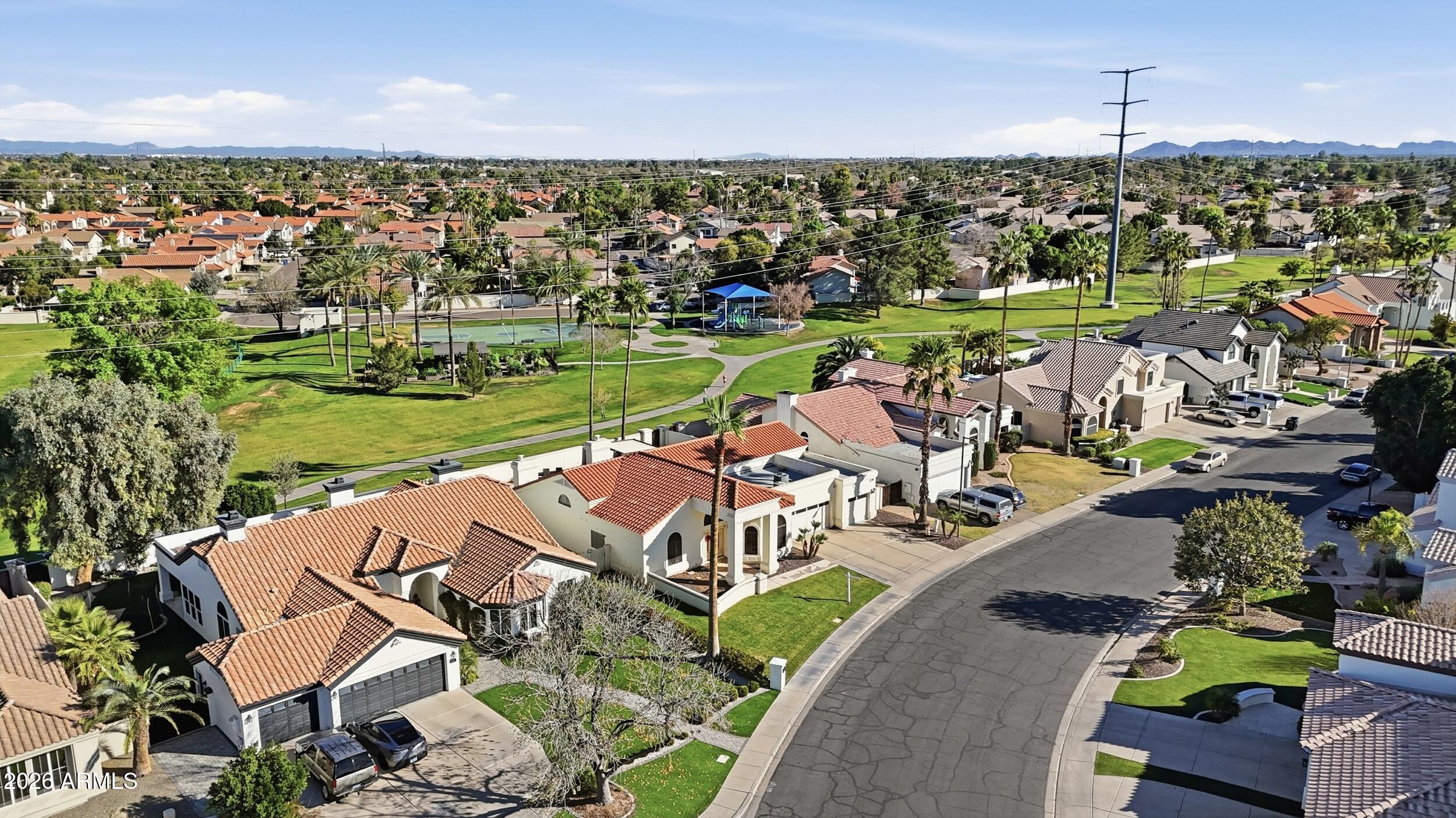 1133 N Peppertree Drive