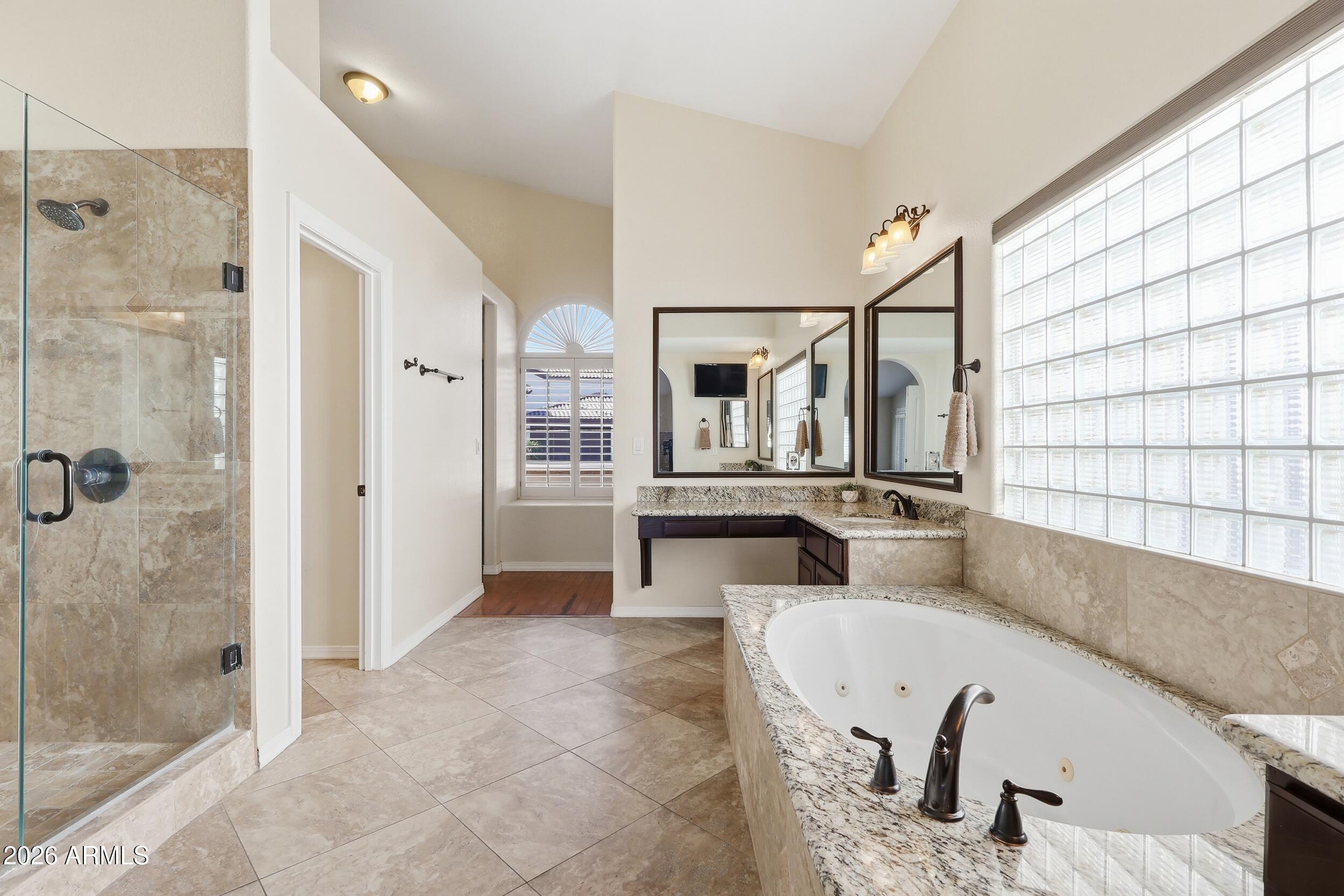 1133 N Peppertree Drive