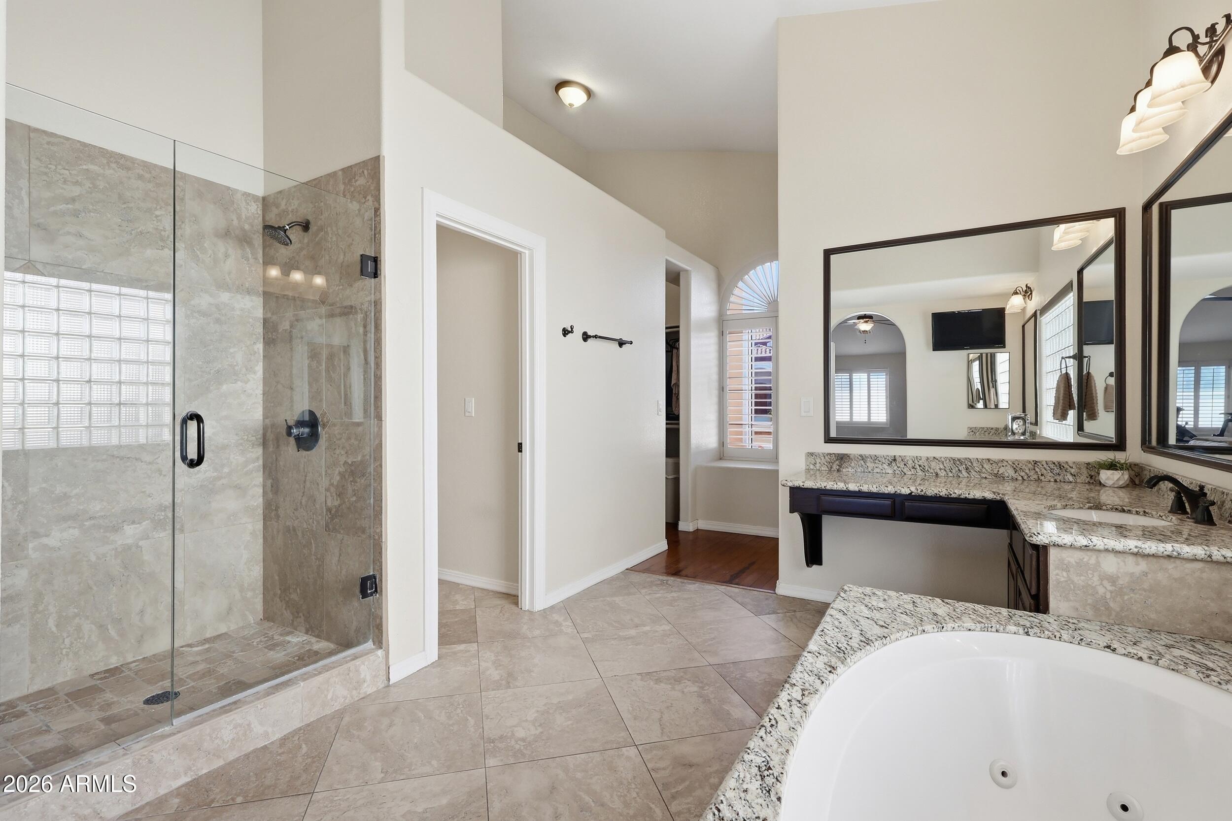 1133 N Peppertree Drive