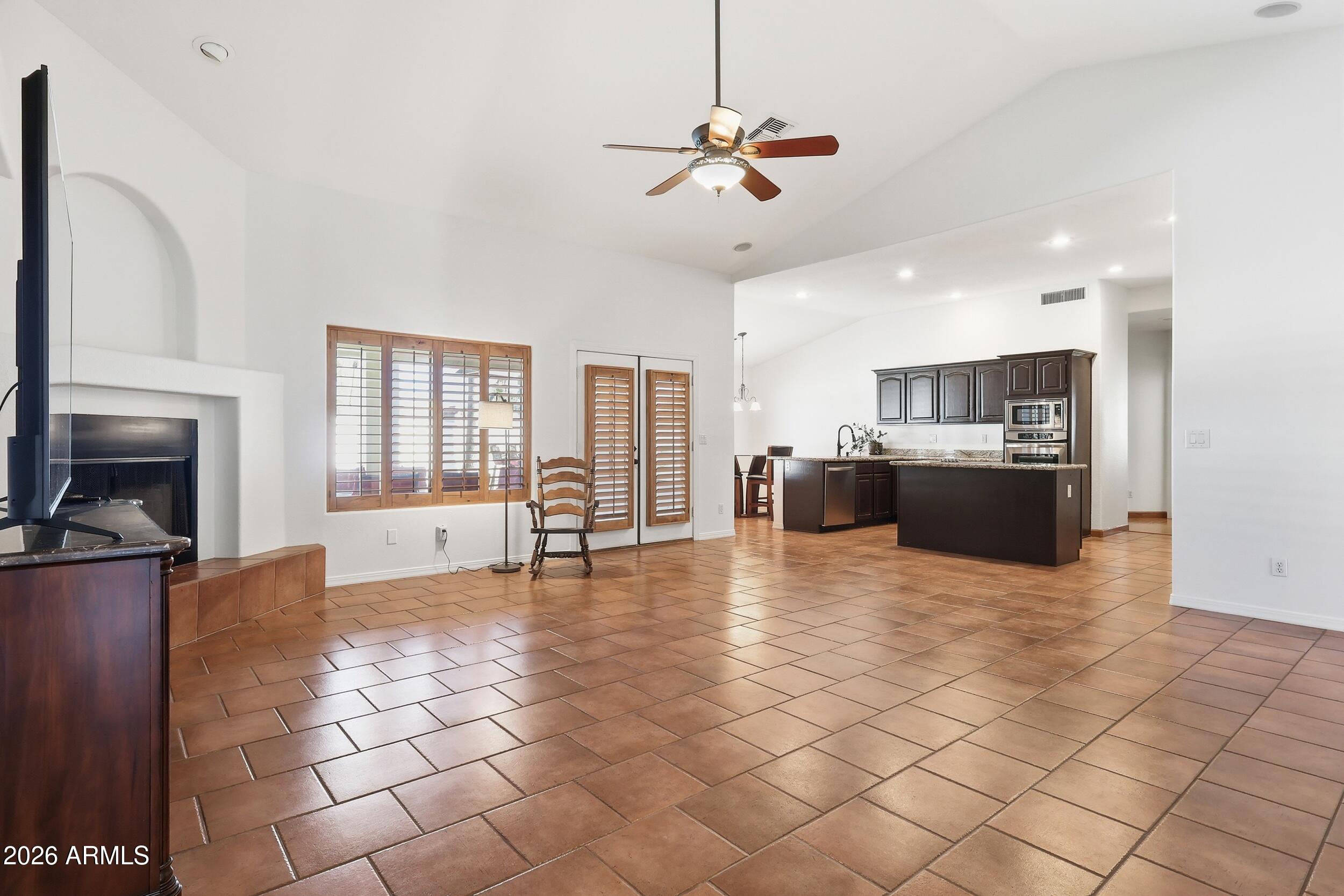 1133 N Peppertree Drive