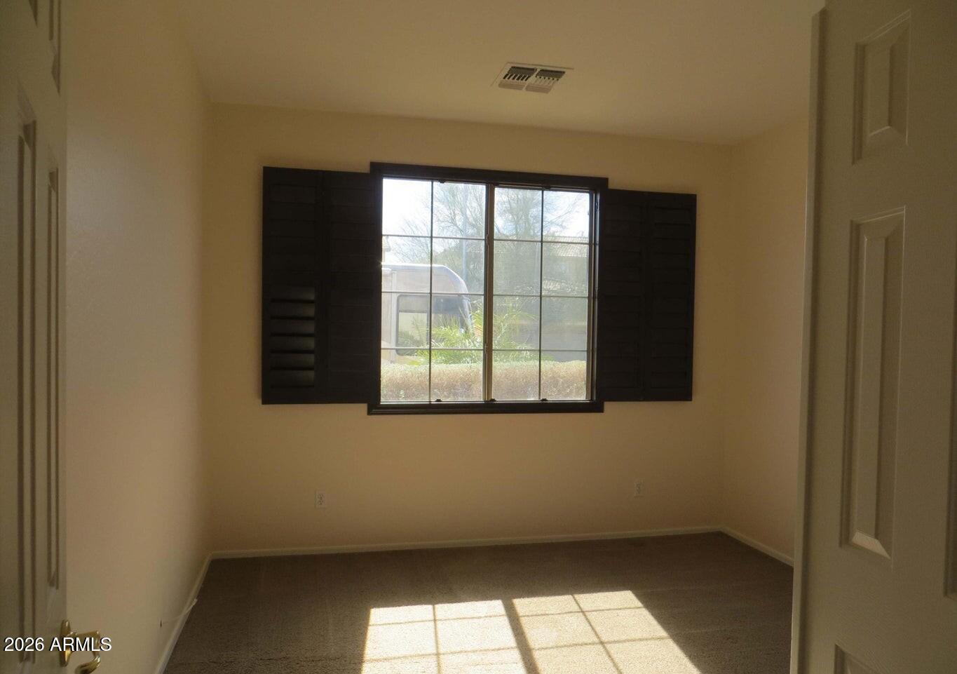 1162 E SPRINGFIELD Place