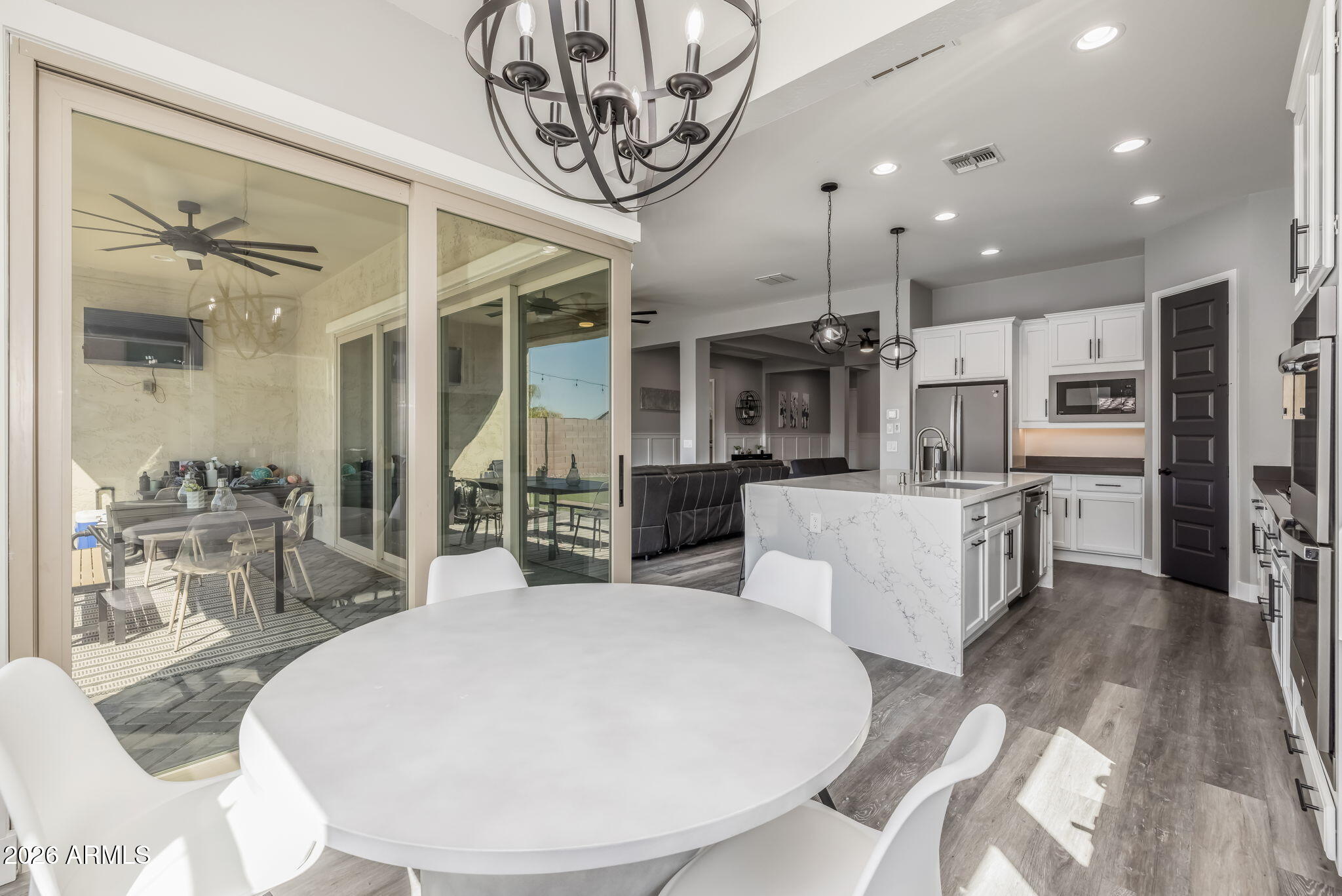 10709 E THORNTON Avenue