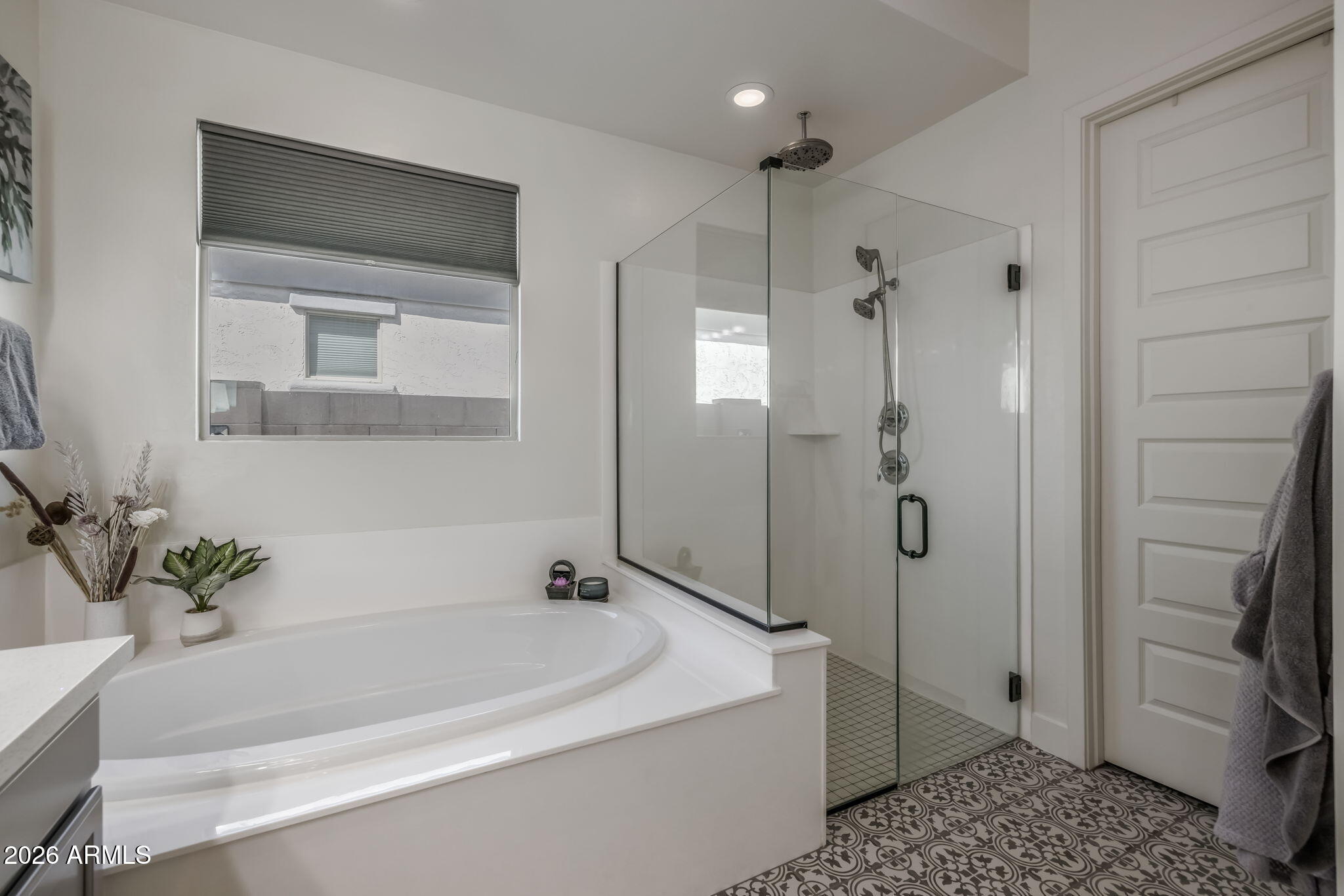 10709 E THORNTON Avenue