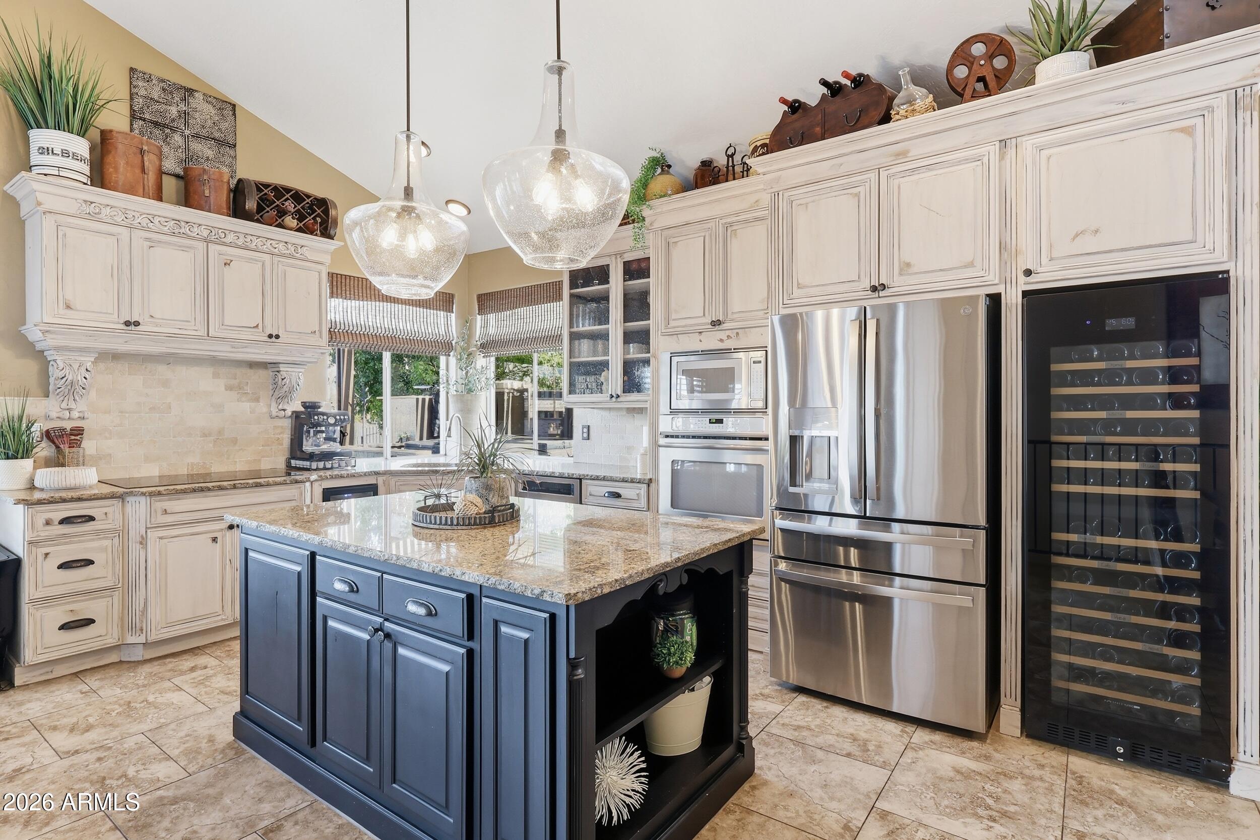 1756 E Queen Palm Drive