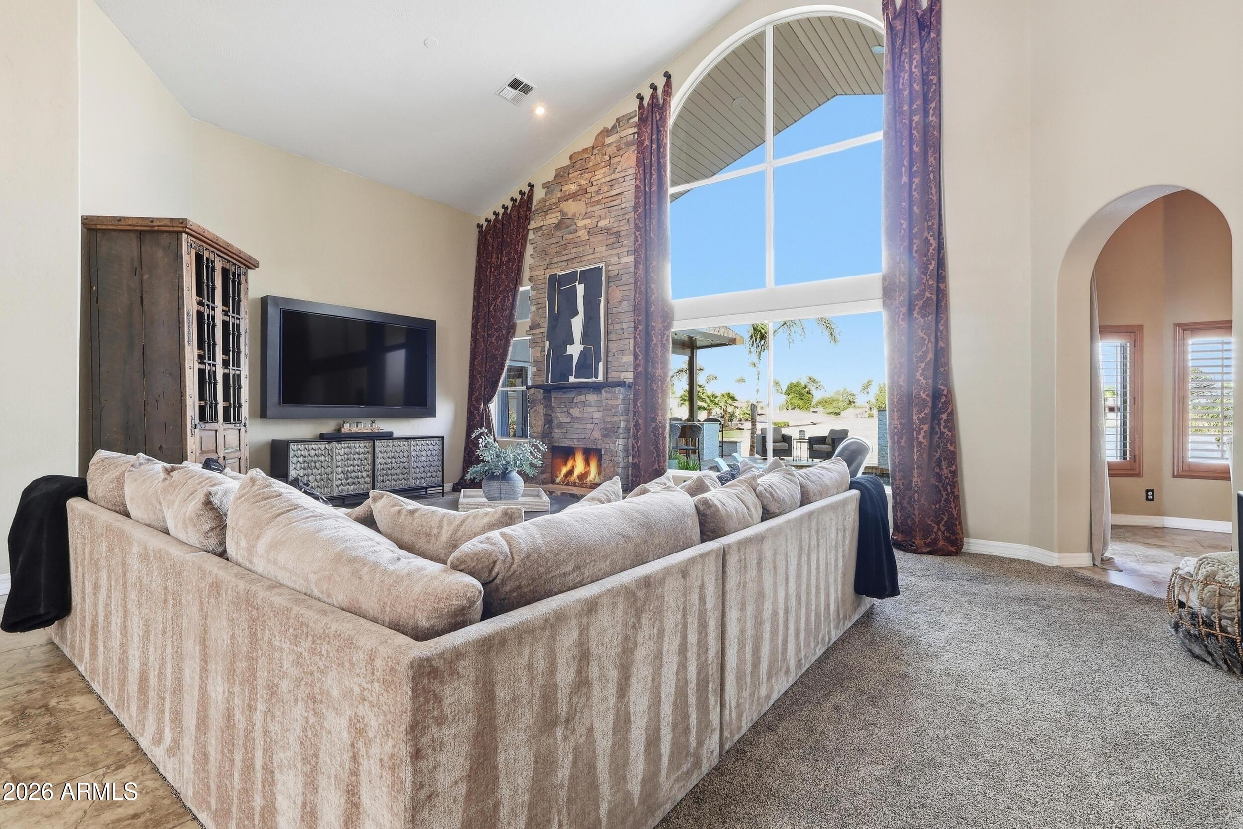 1756 E Queen Palm Drive