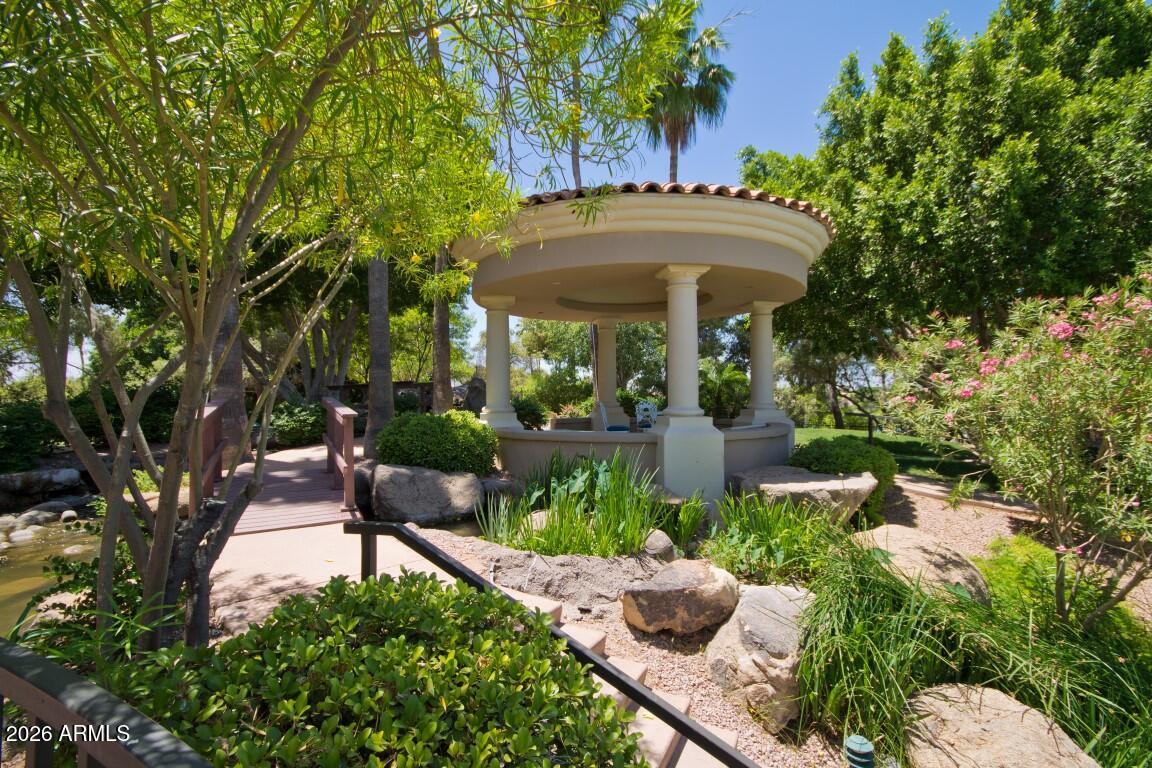 1756 E Queen Palm Drive