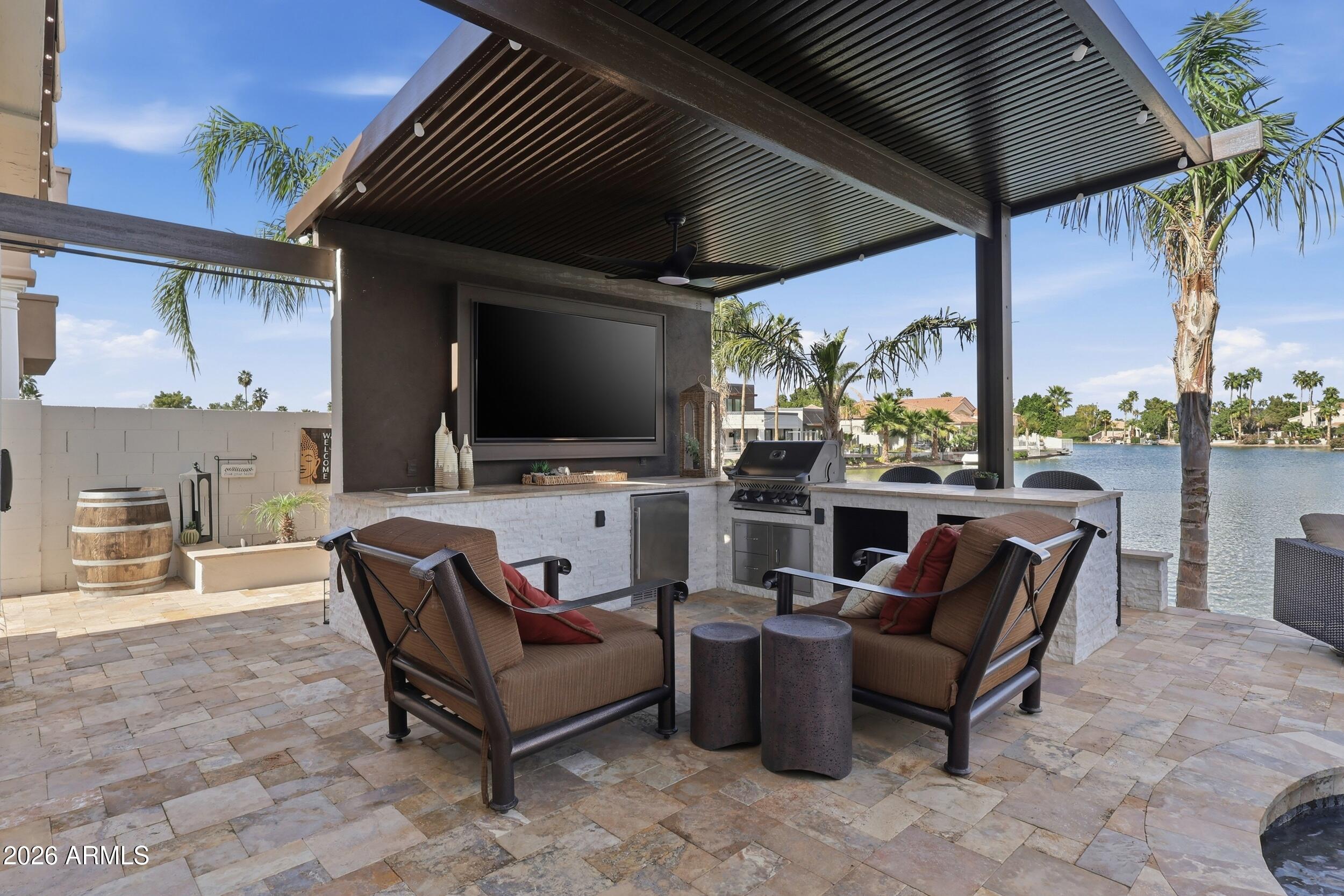 1756 E Queen Palm Drive