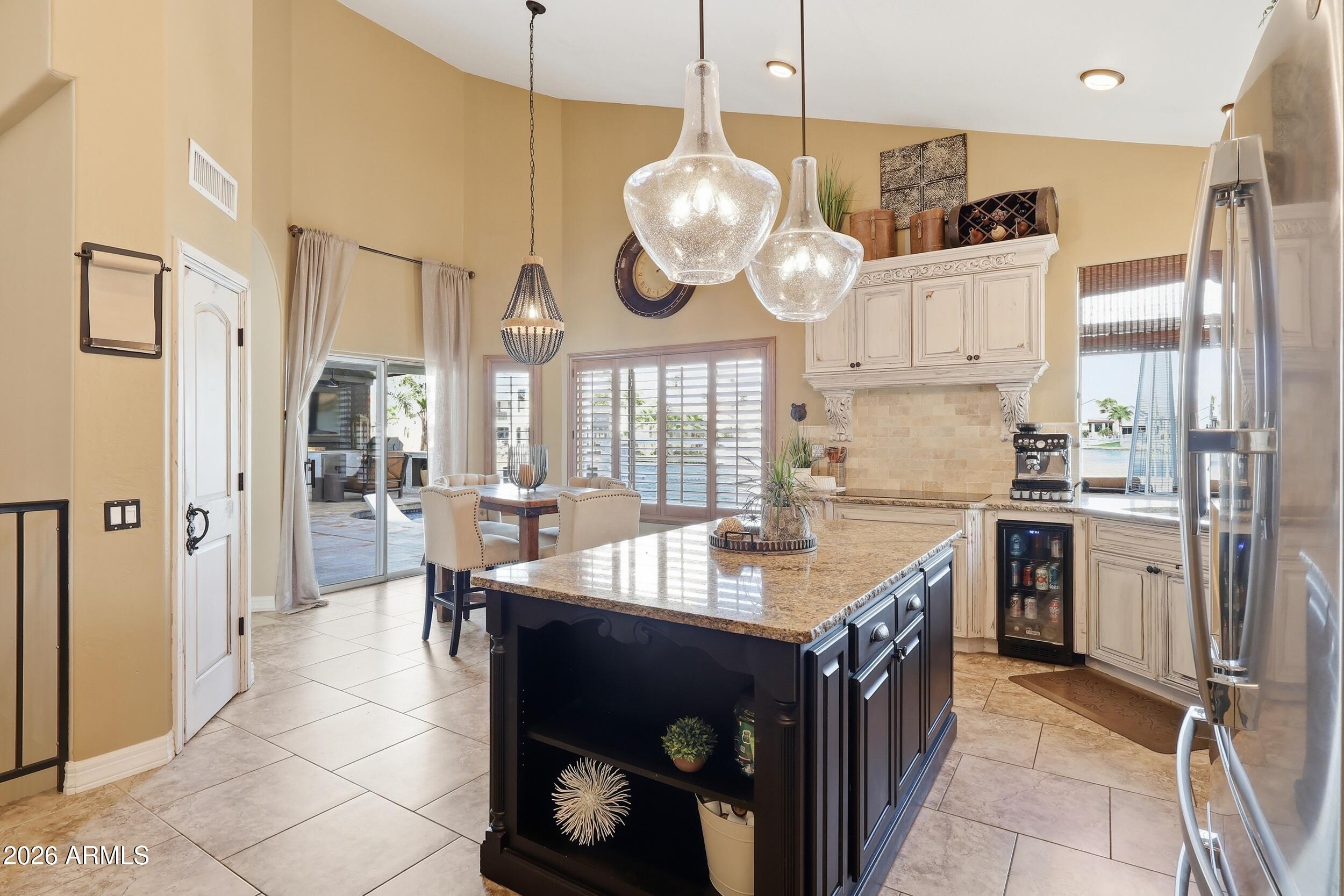 1756 E Queen Palm Drive