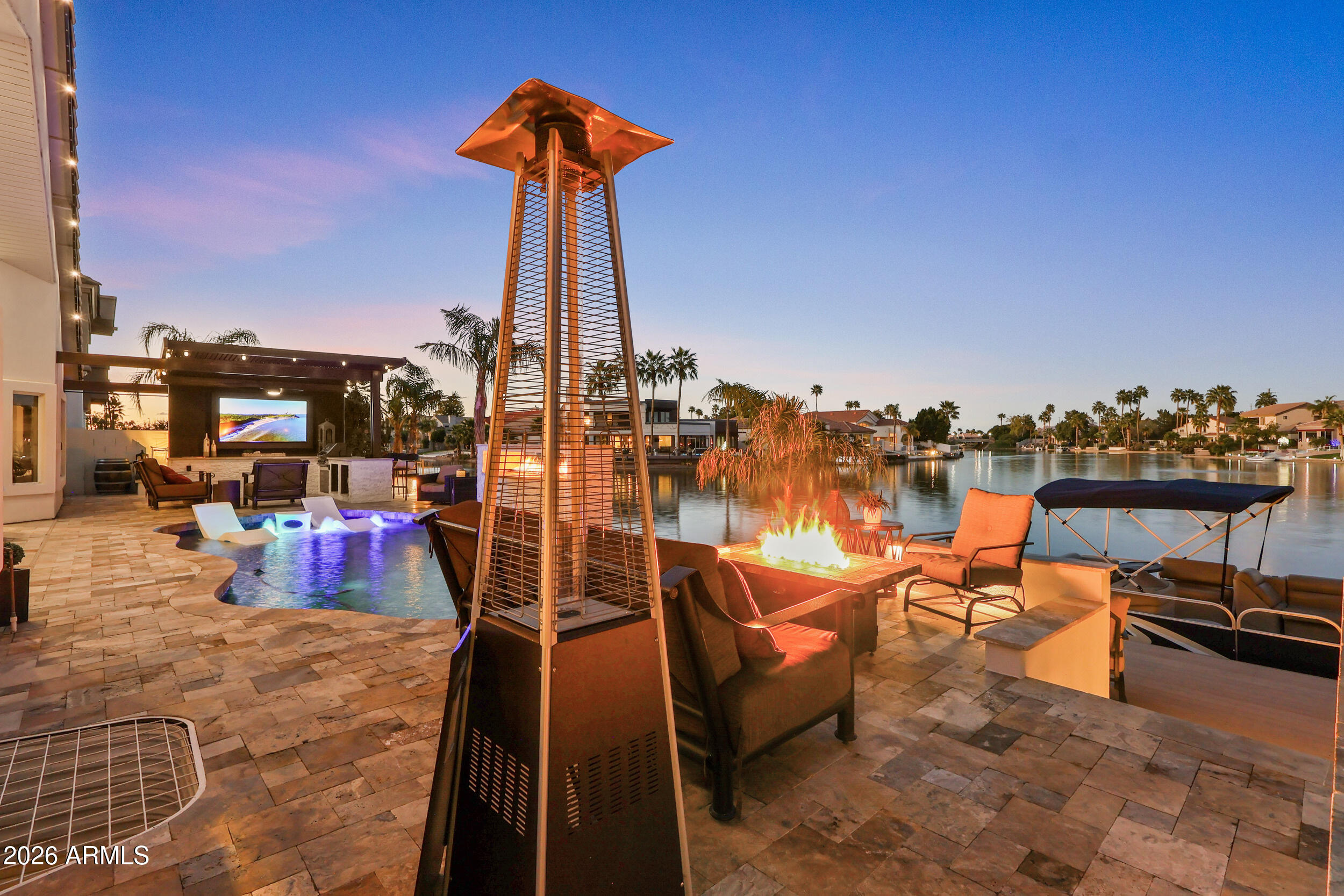 1756 E Queen Palm Drive