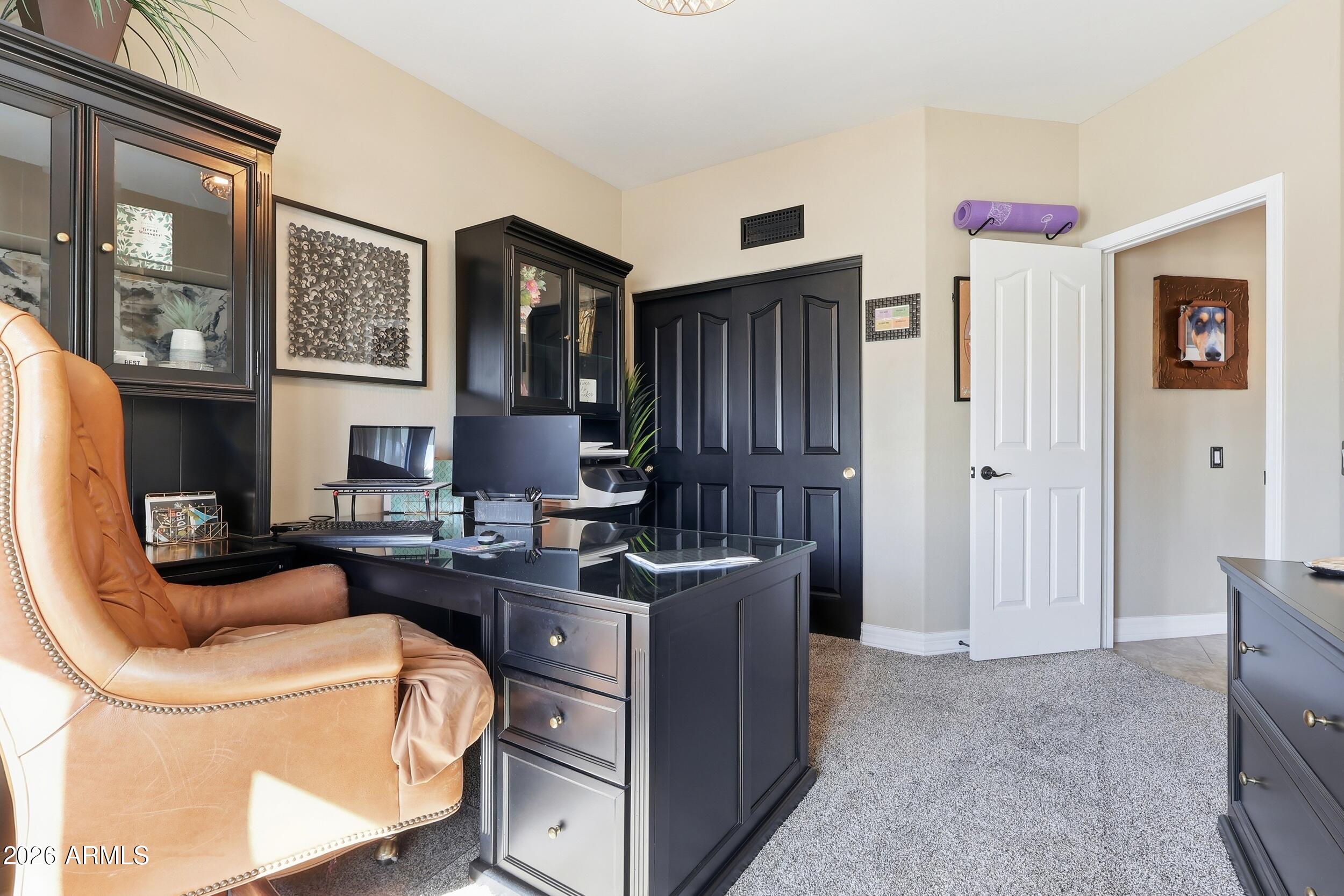 1756 E Queen Palm Drive