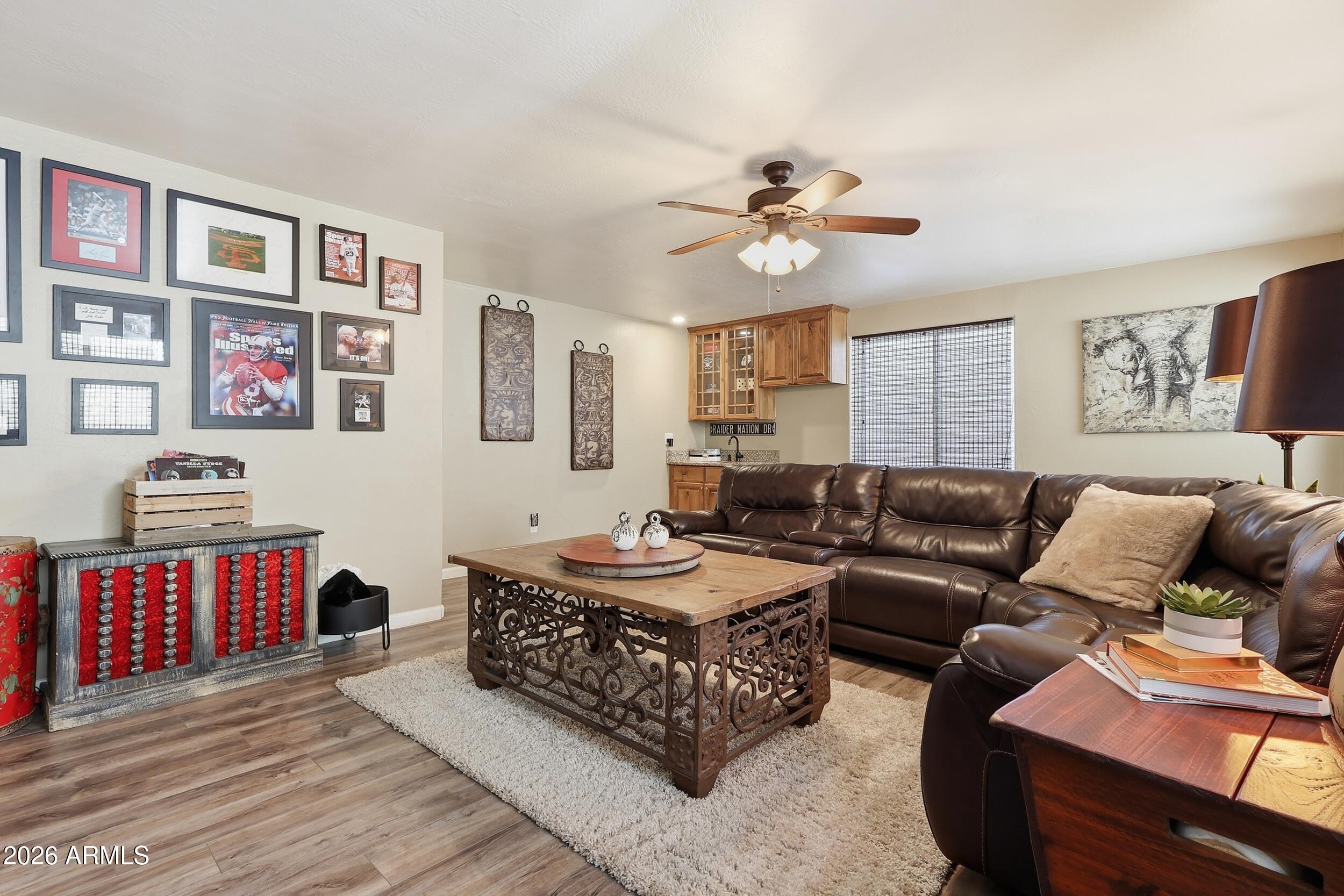 1756 E Queen Palm Drive