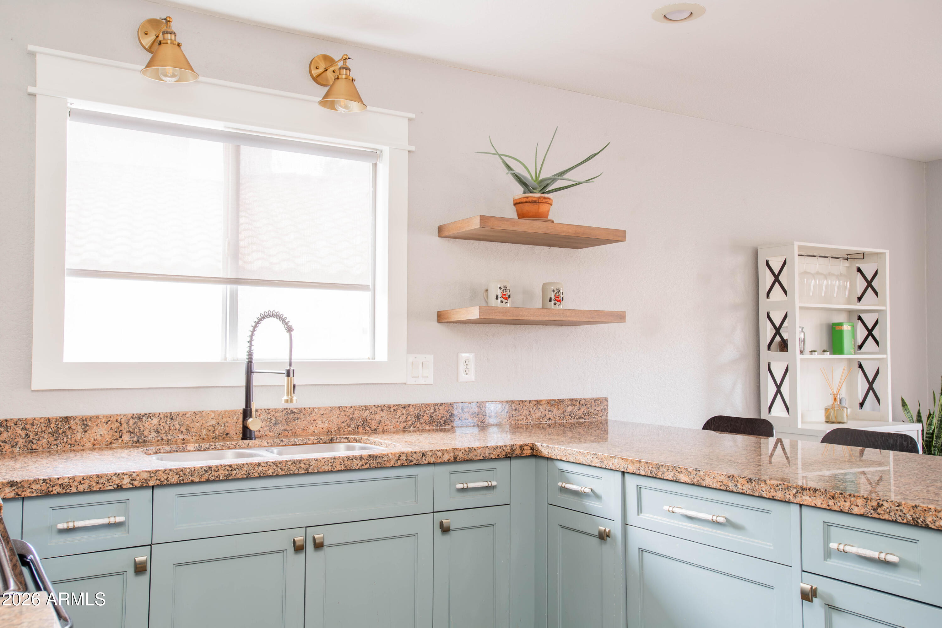 3920 E SOUTH FORK Drive