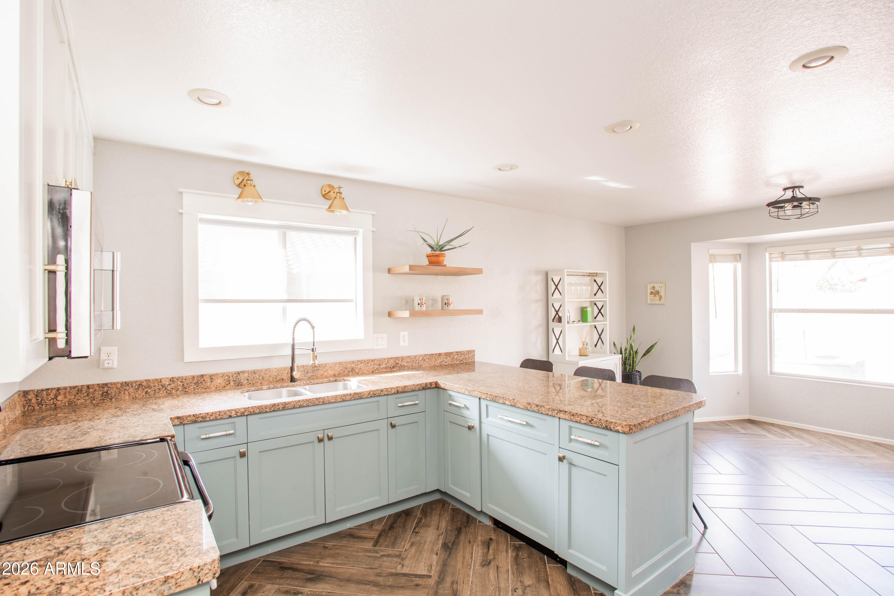 3920 E SOUTH FORK Drive