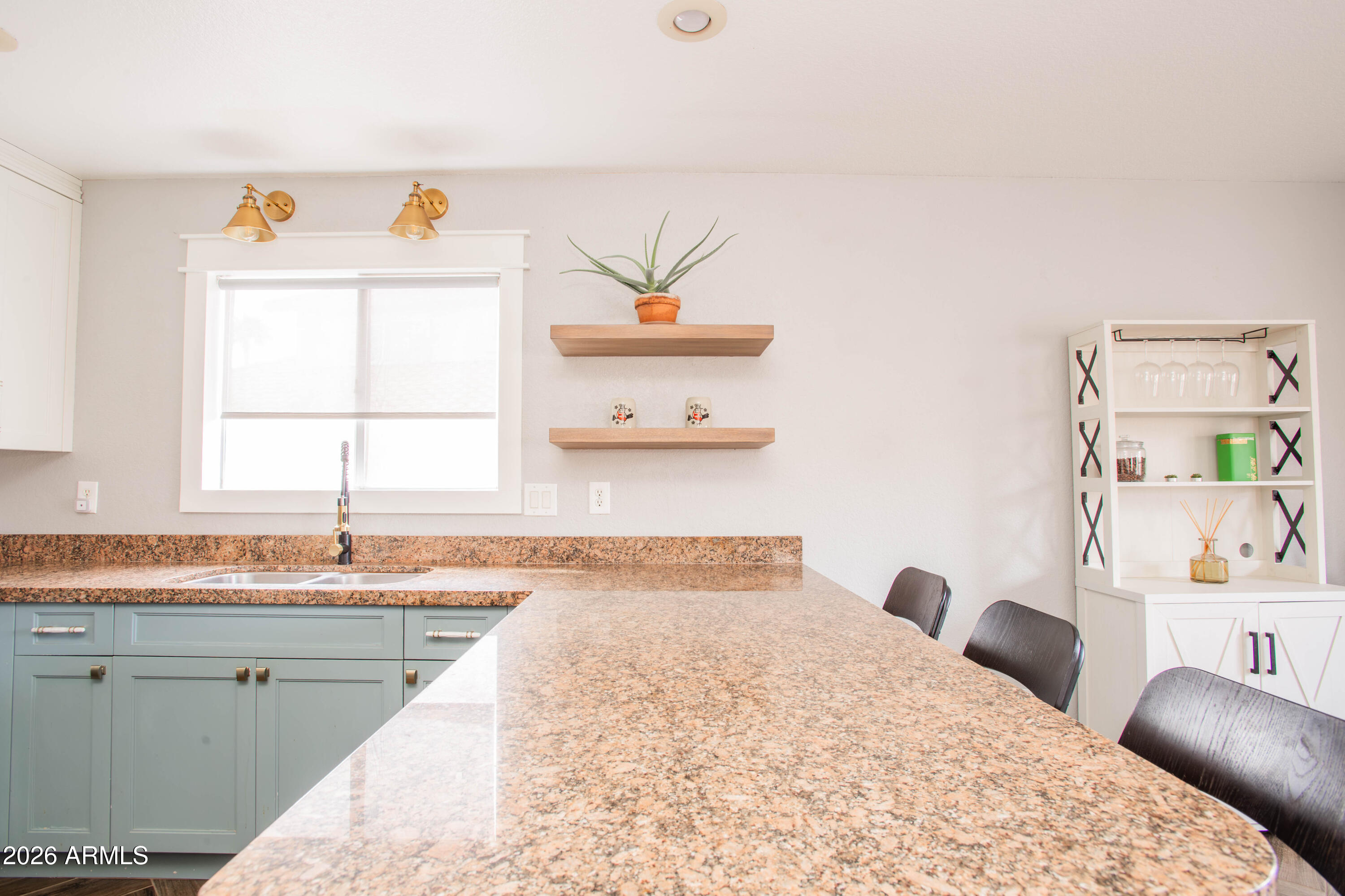 3920 E SOUTH FORK Drive