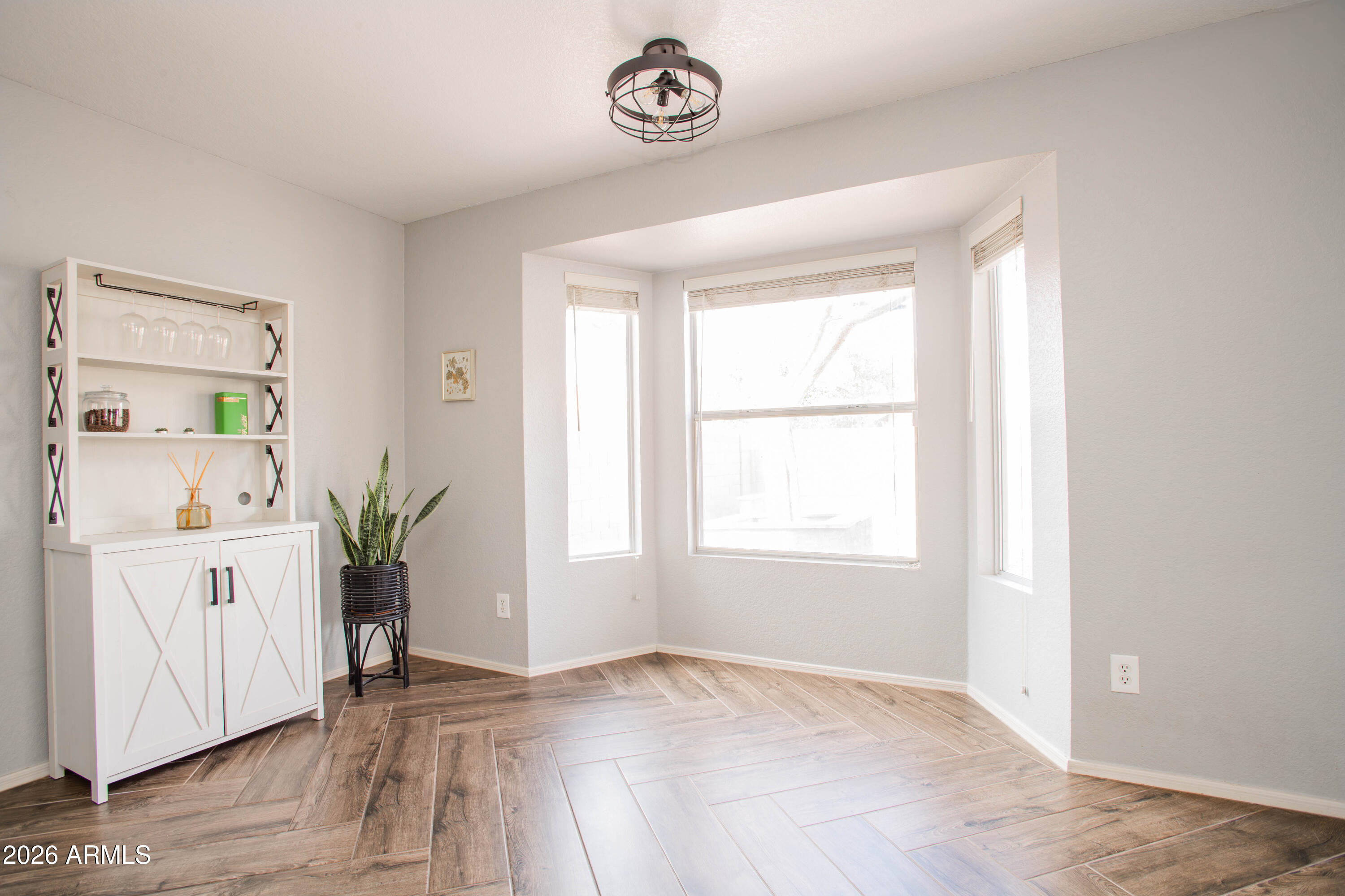 3920 E SOUTH FORK Drive