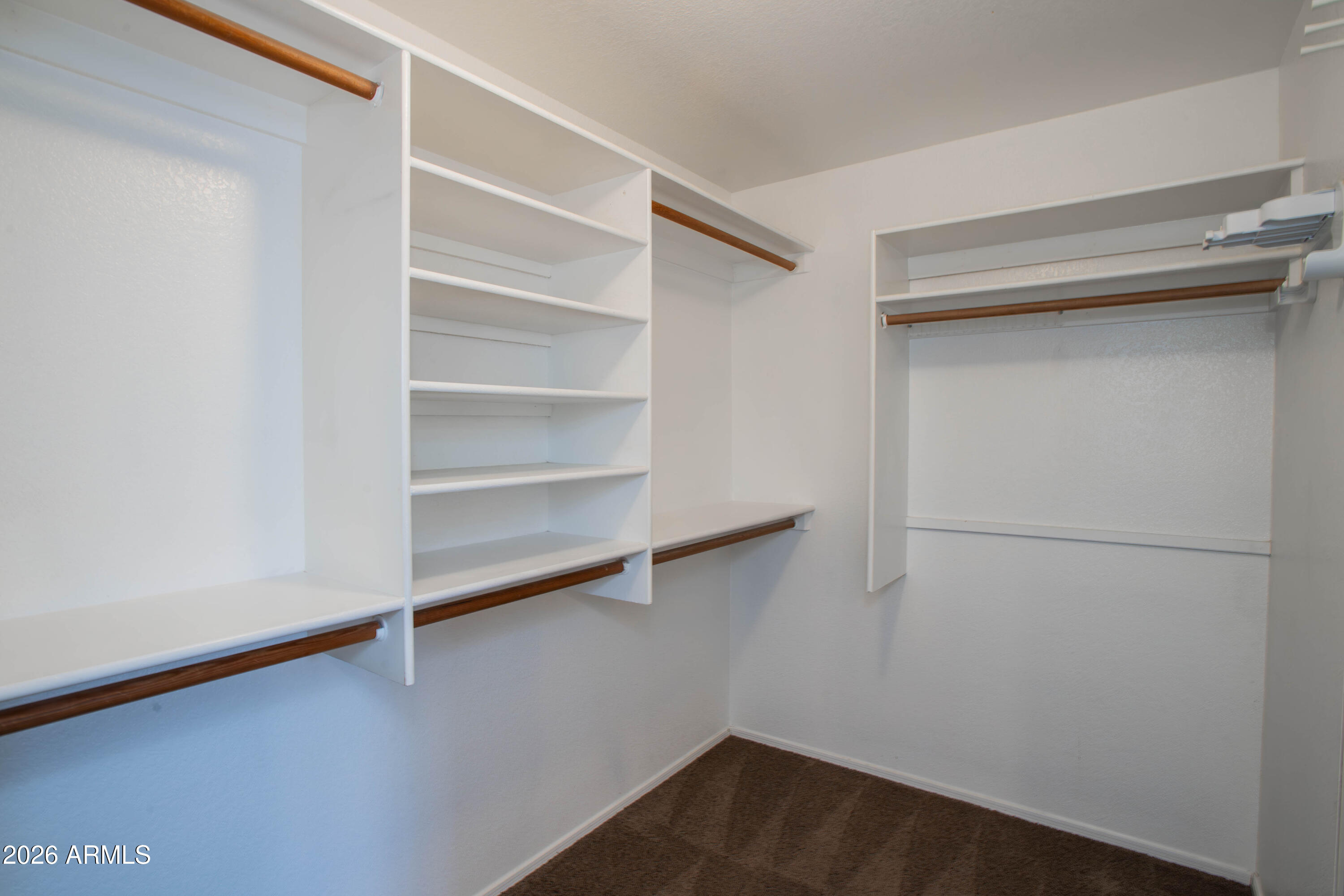 3920 E SOUTH FORK Drive