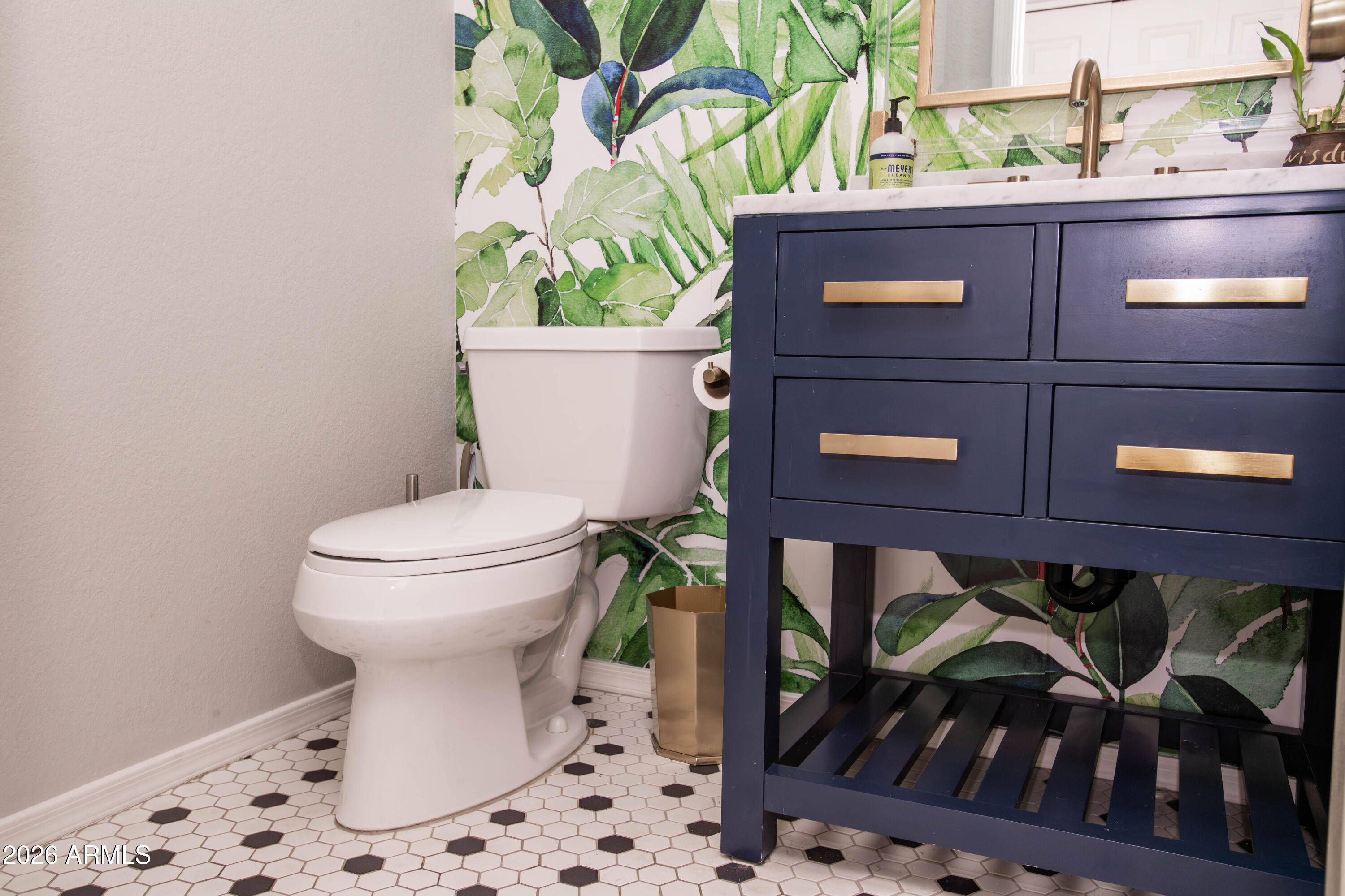 3920 E SOUTH FORK Drive