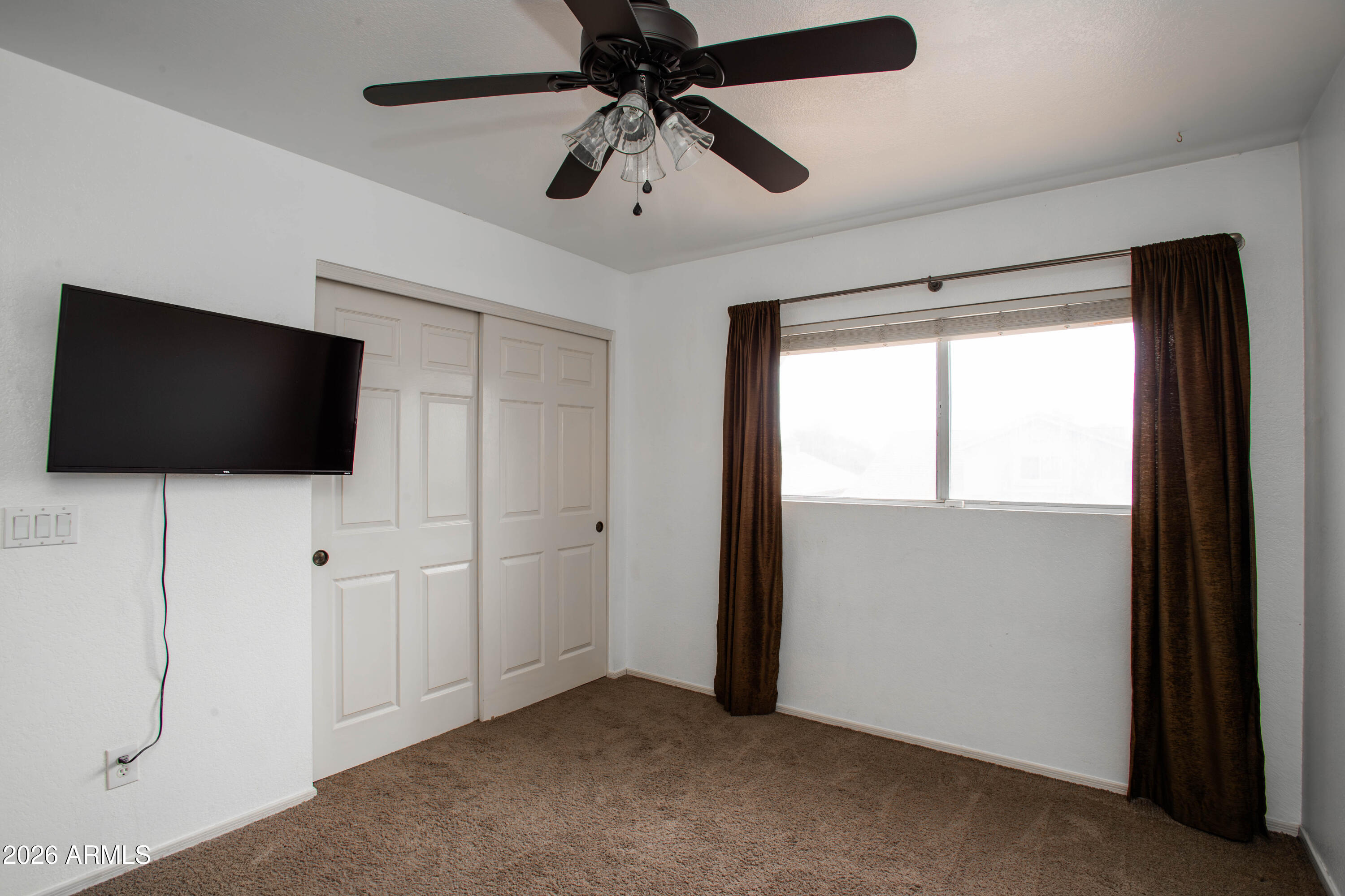 3920 E SOUTH FORK Drive