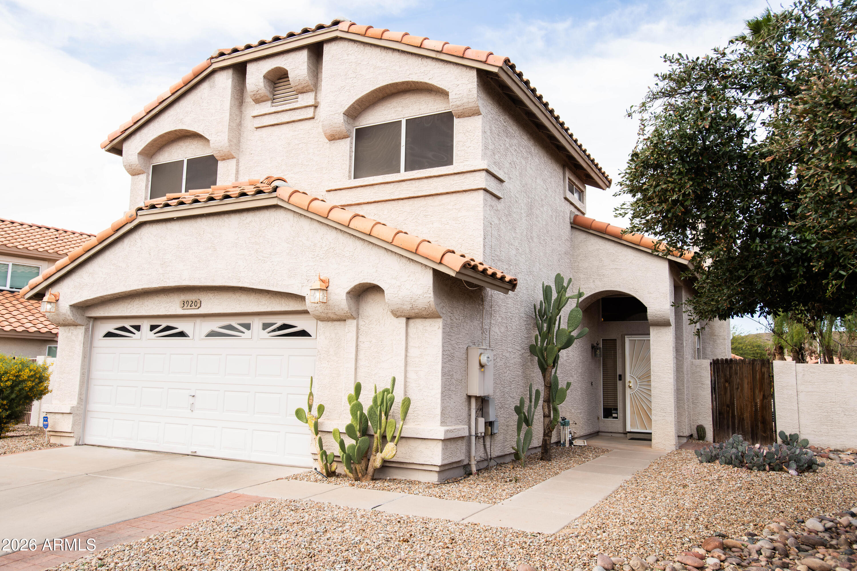 3920 E SOUTH FORK Drive