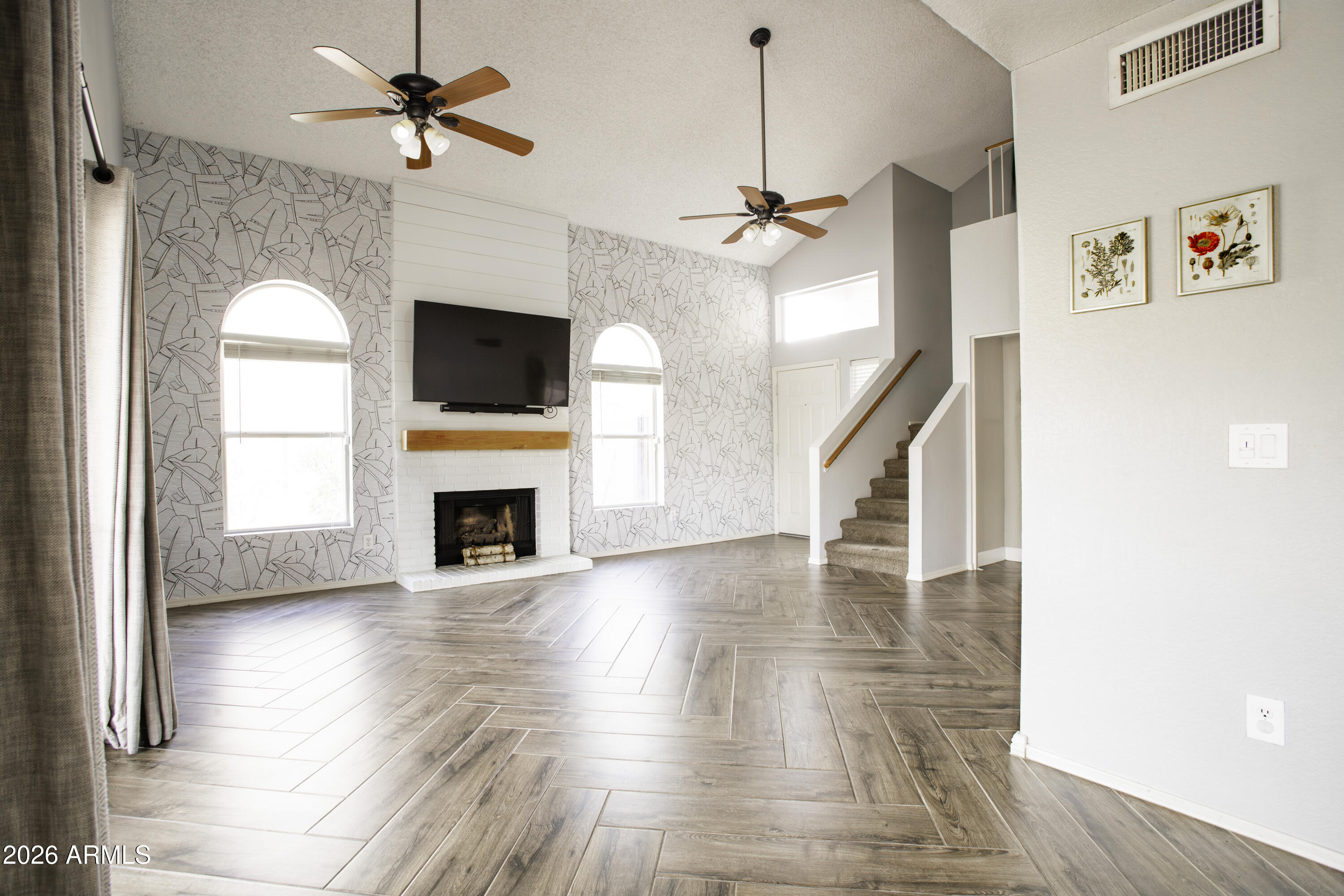 3920 E SOUTH FORK Drive