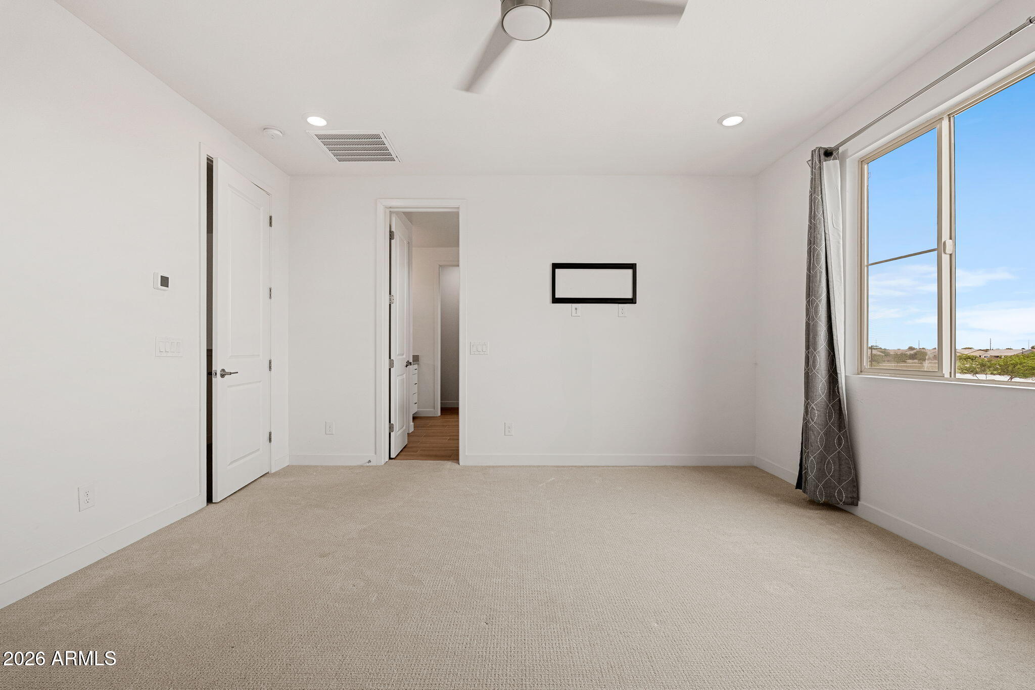 1458 E LODGEPOLE Drive