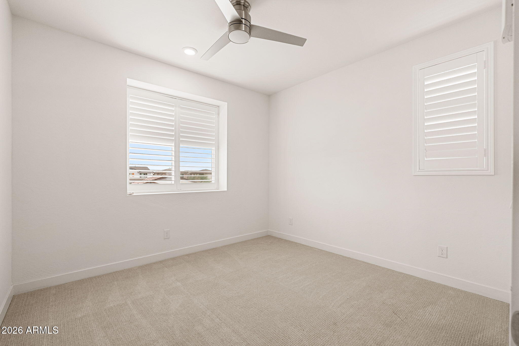 1458 E LODGEPOLE Drive