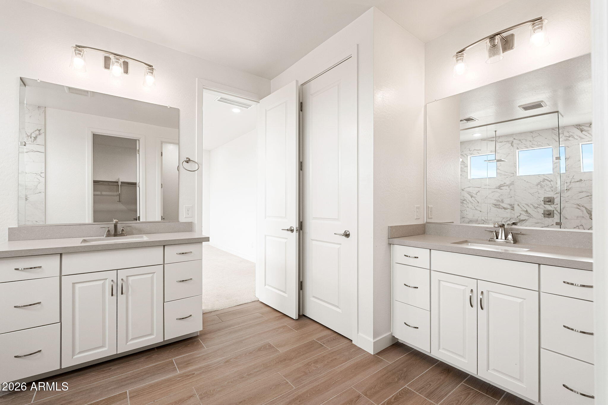 1458 E LODGEPOLE Drive