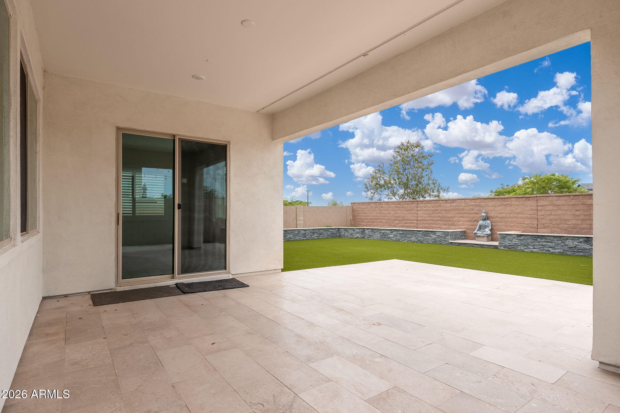 1458 E LODGEPOLE Drive