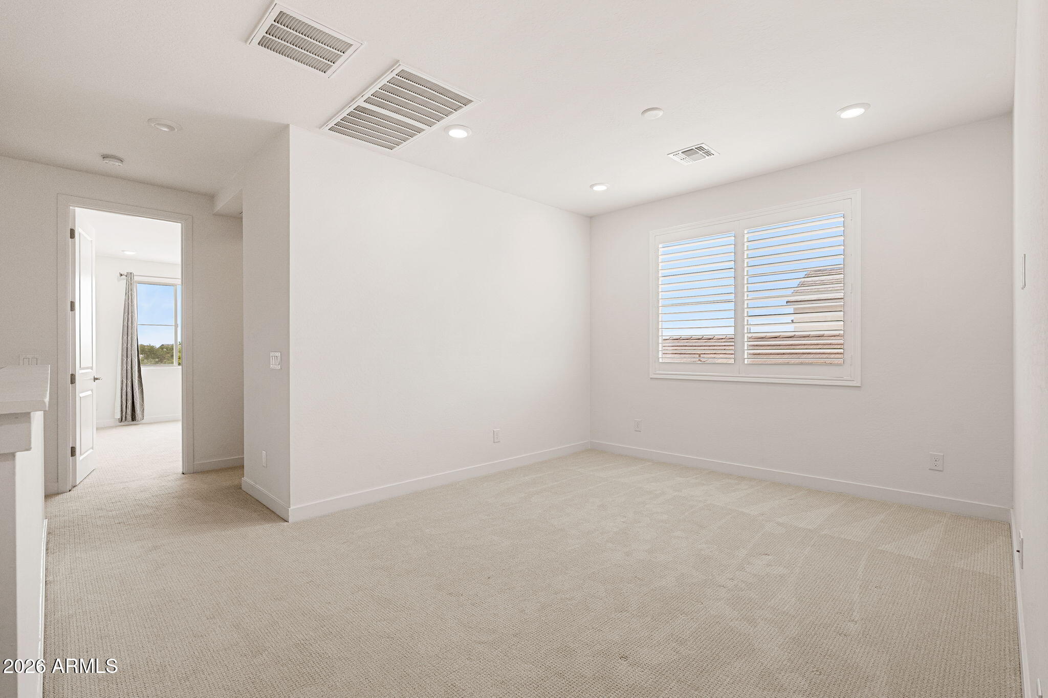 1458 E LODGEPOLE Drive