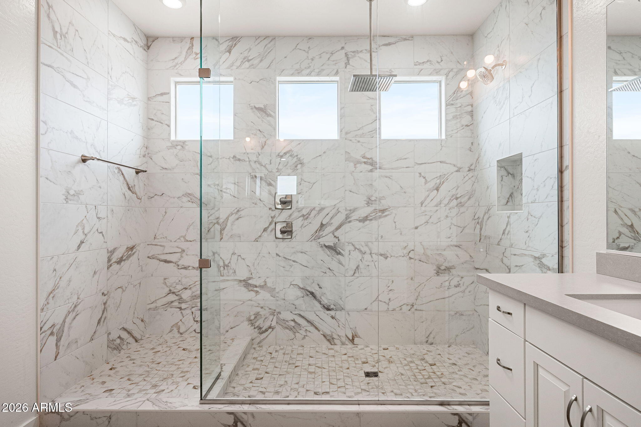 1458 E LODGEPOLE Drive