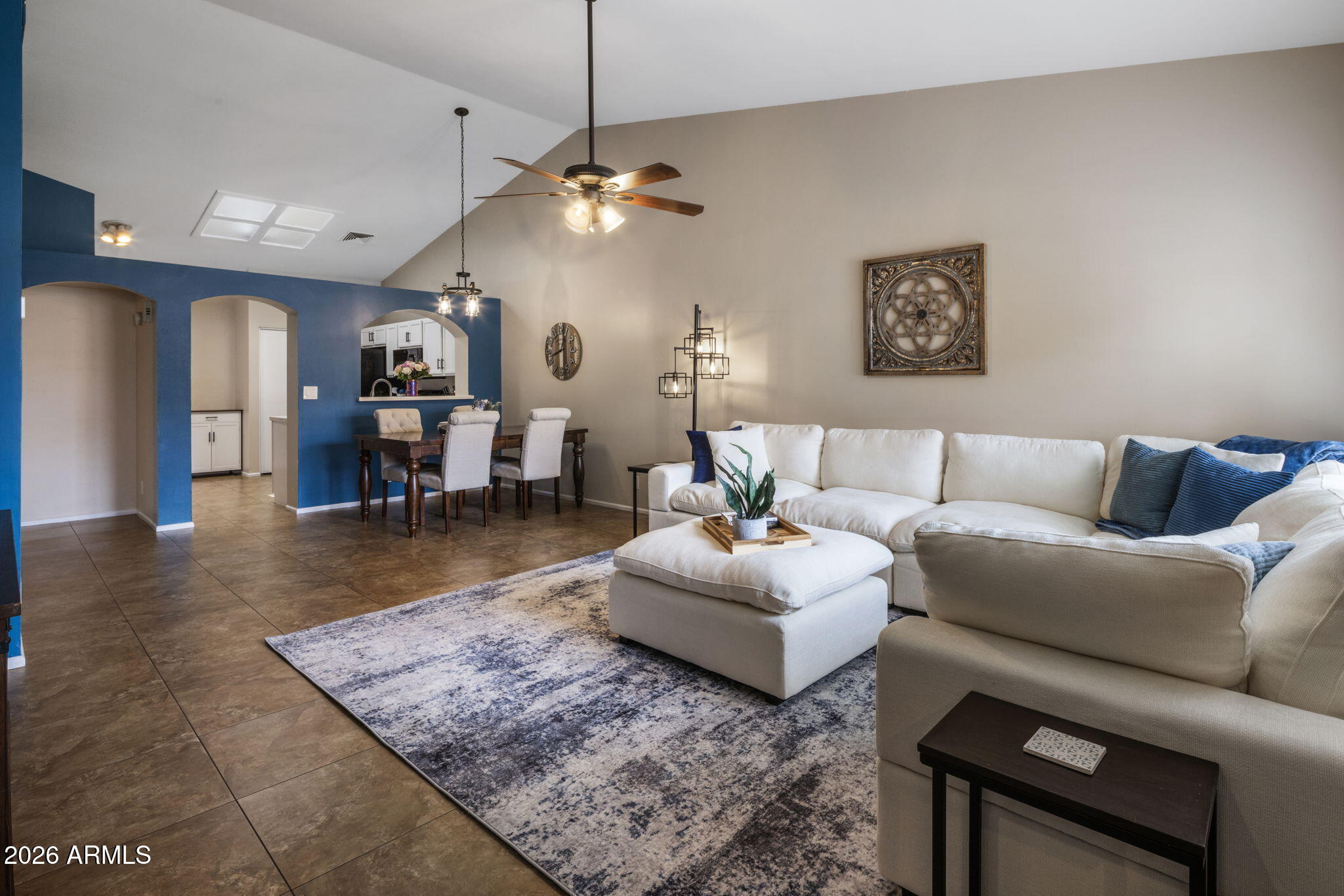 338 N HERITAGE Drive