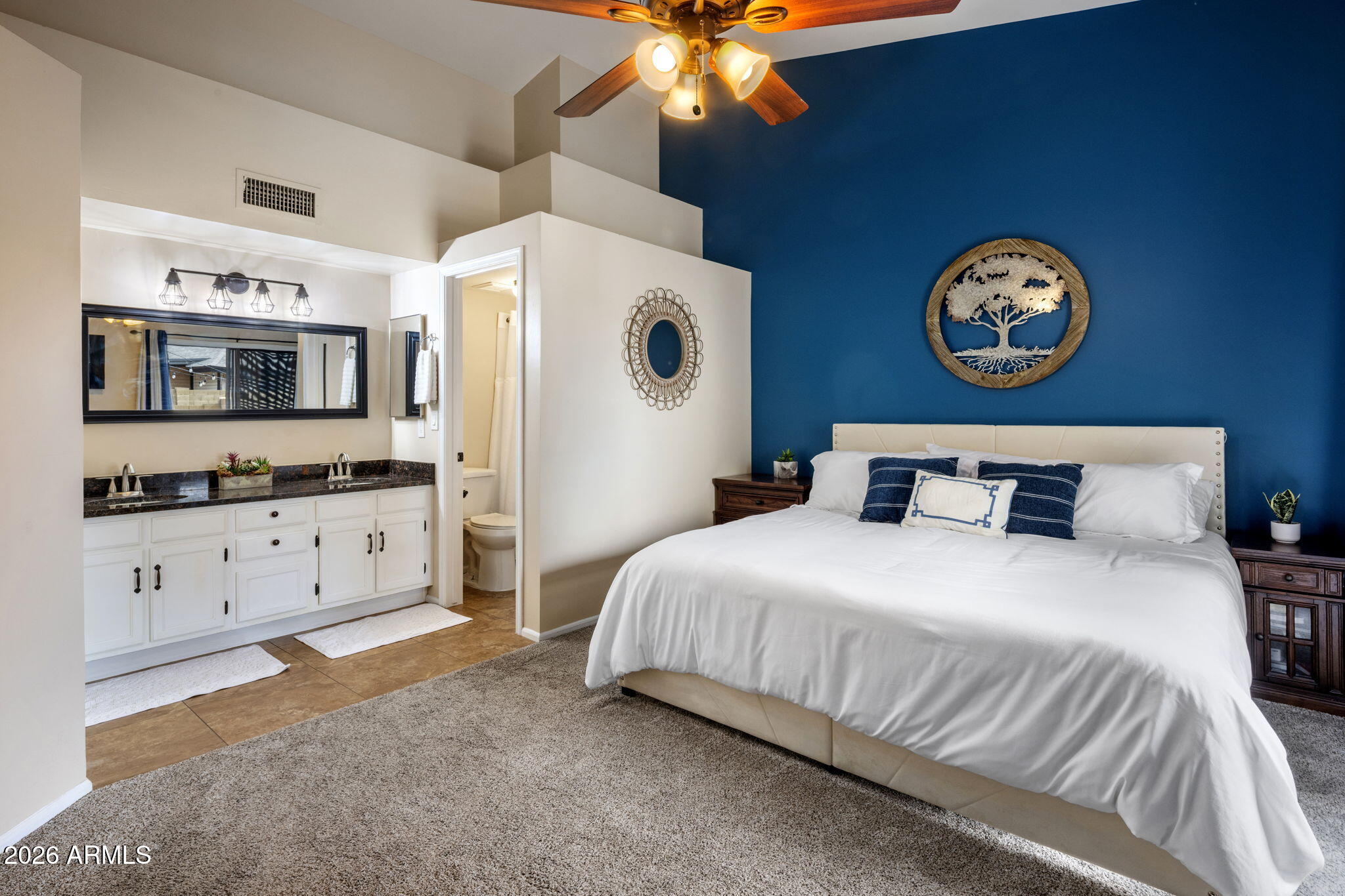 338 N HERITAGE Drive