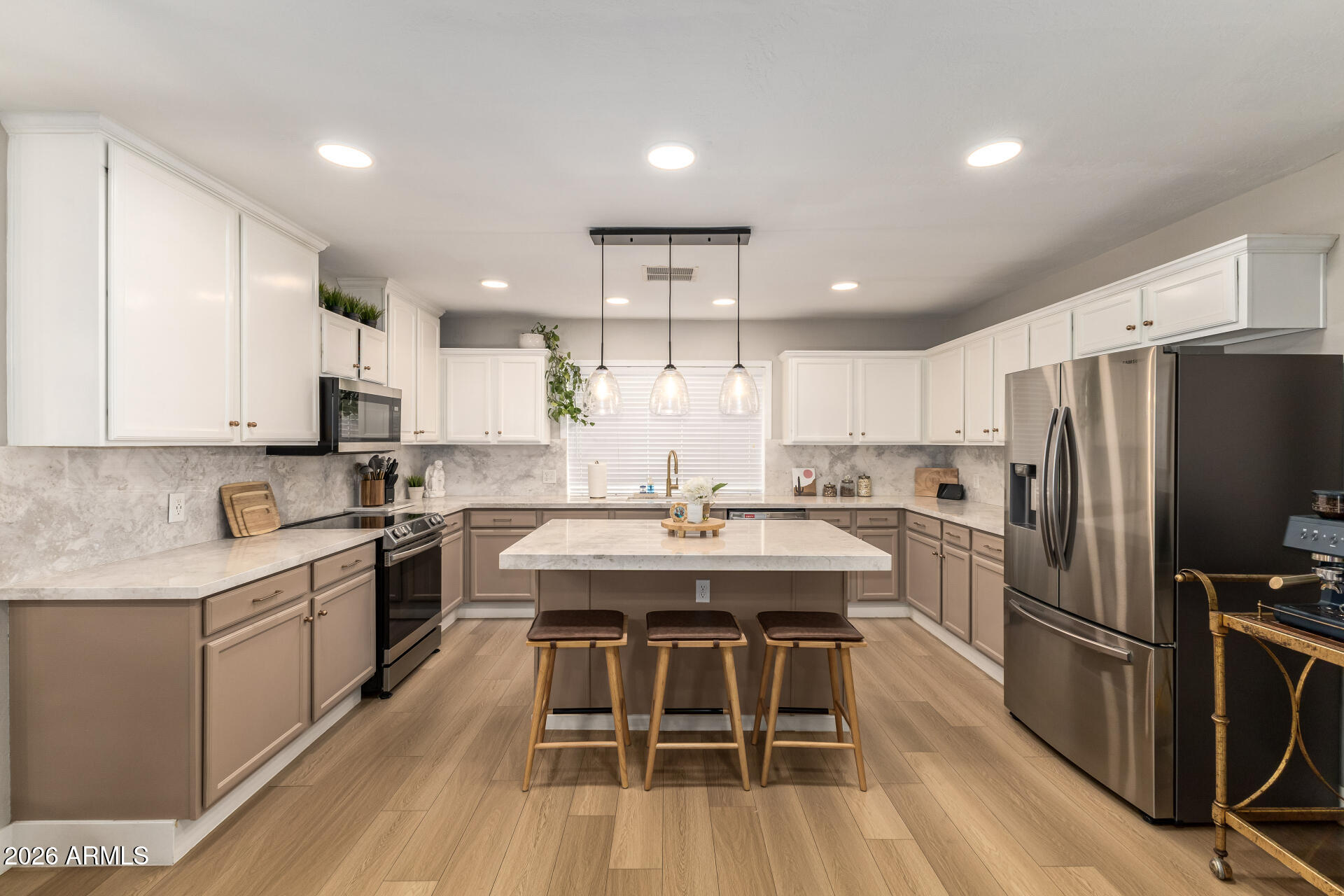 107 S CATALINA Street