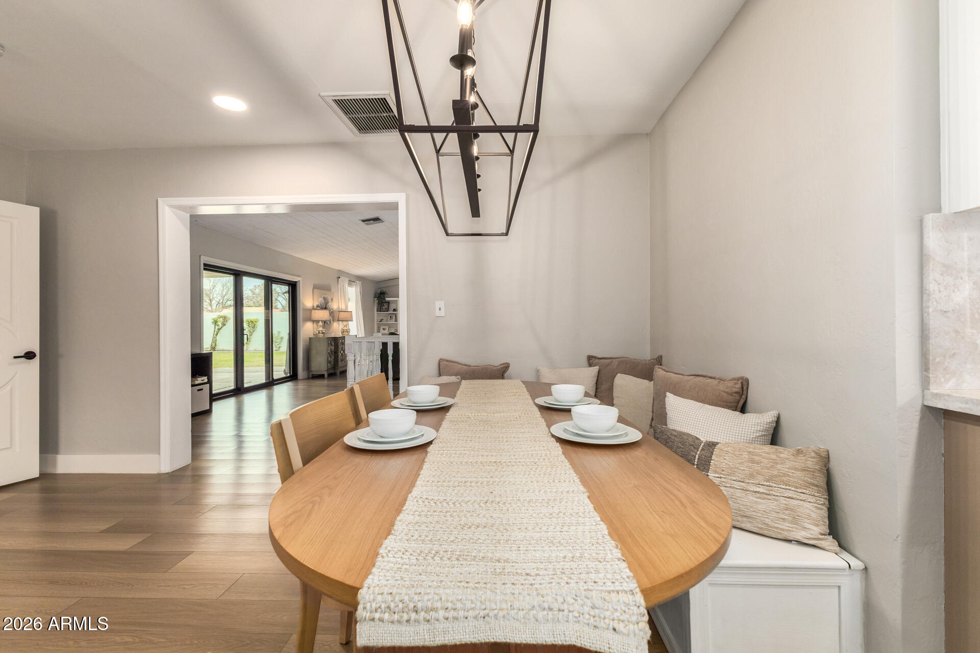 107 S CATALINA Street