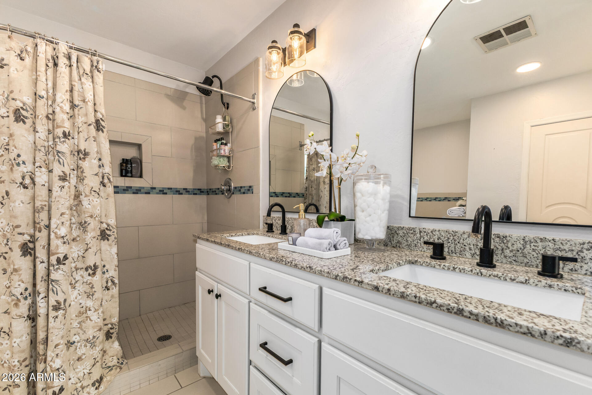 107 S CATALINA Street