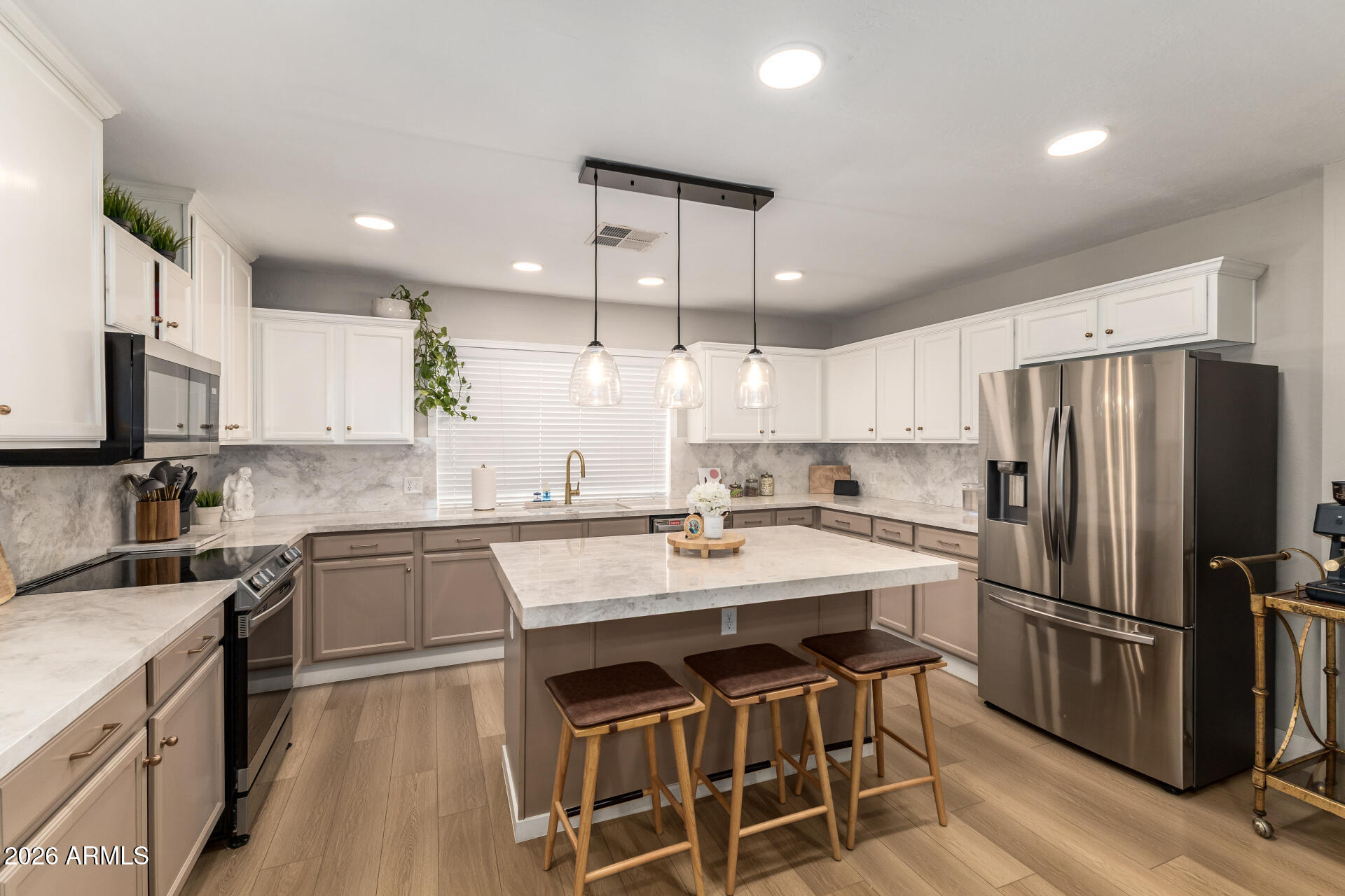 107 S CATALINA Street