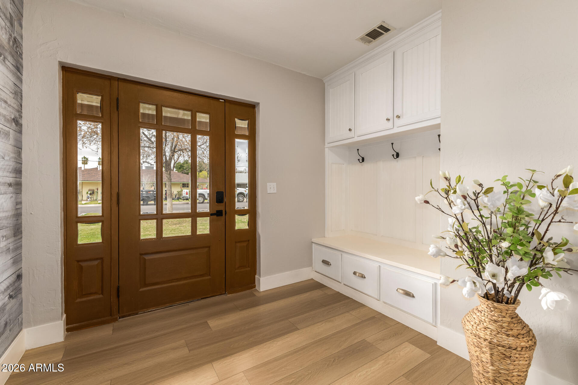 107 S CATALINA Street