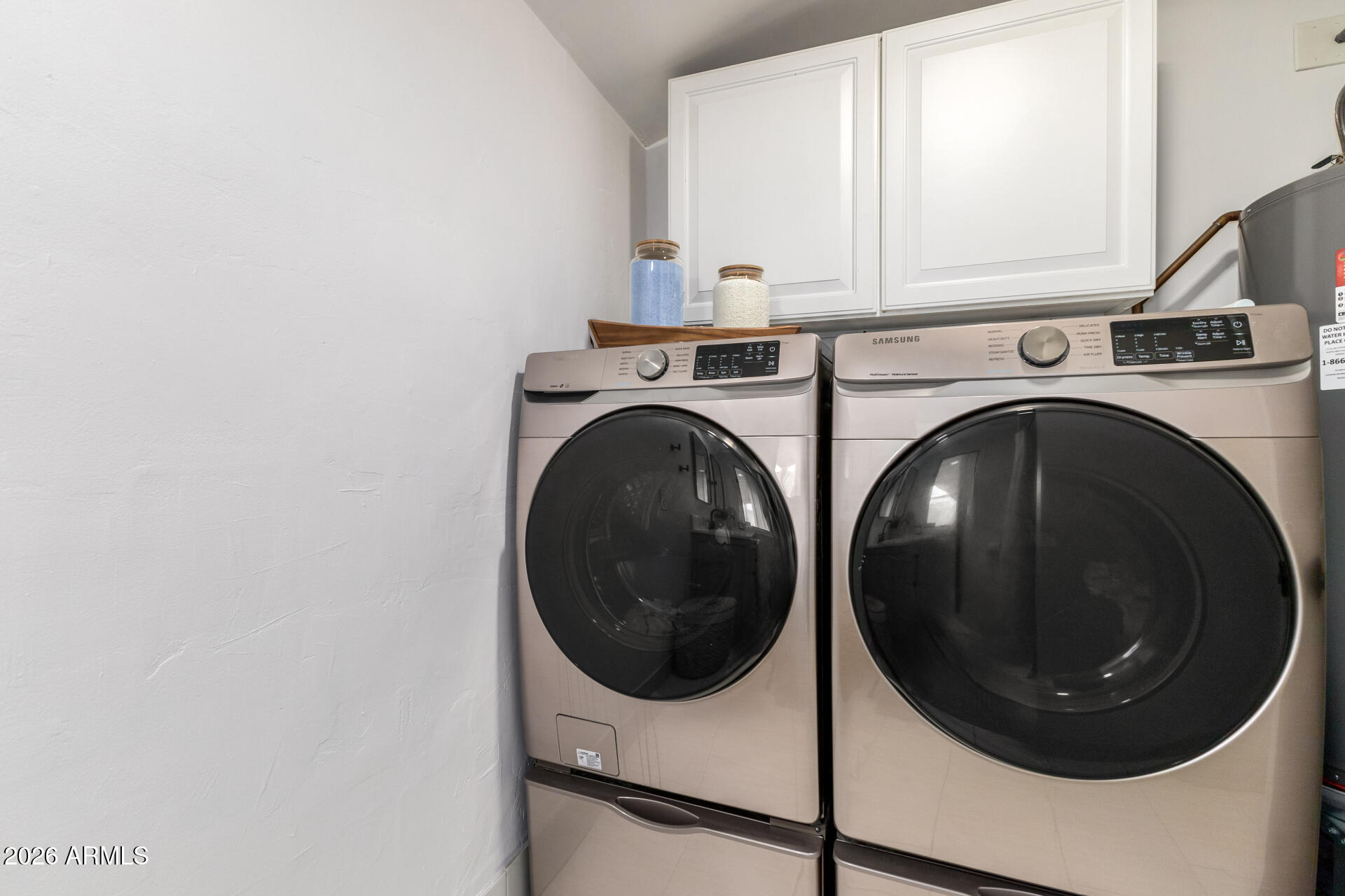 107 S CATALINA Street