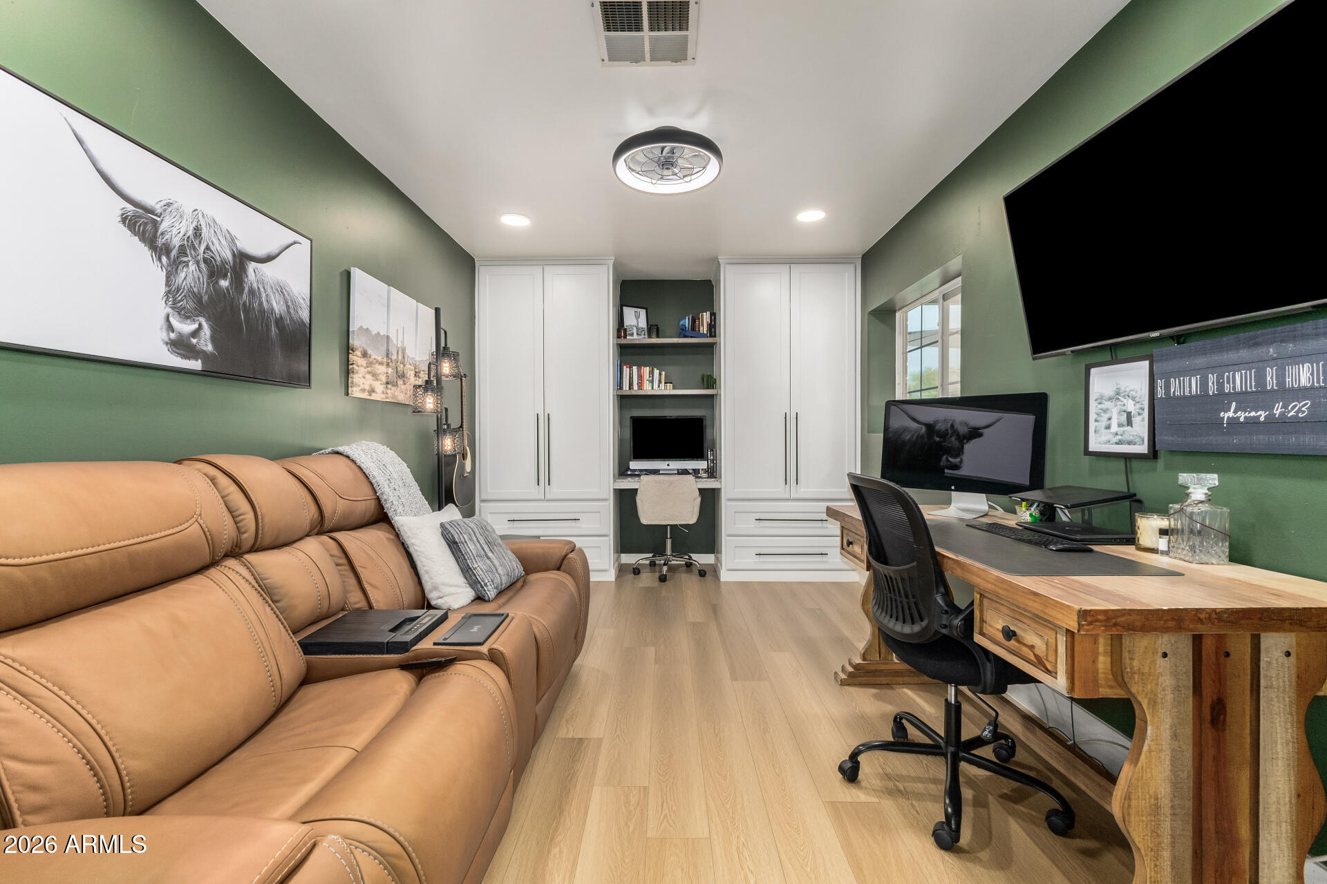 107 S CATALINA Street