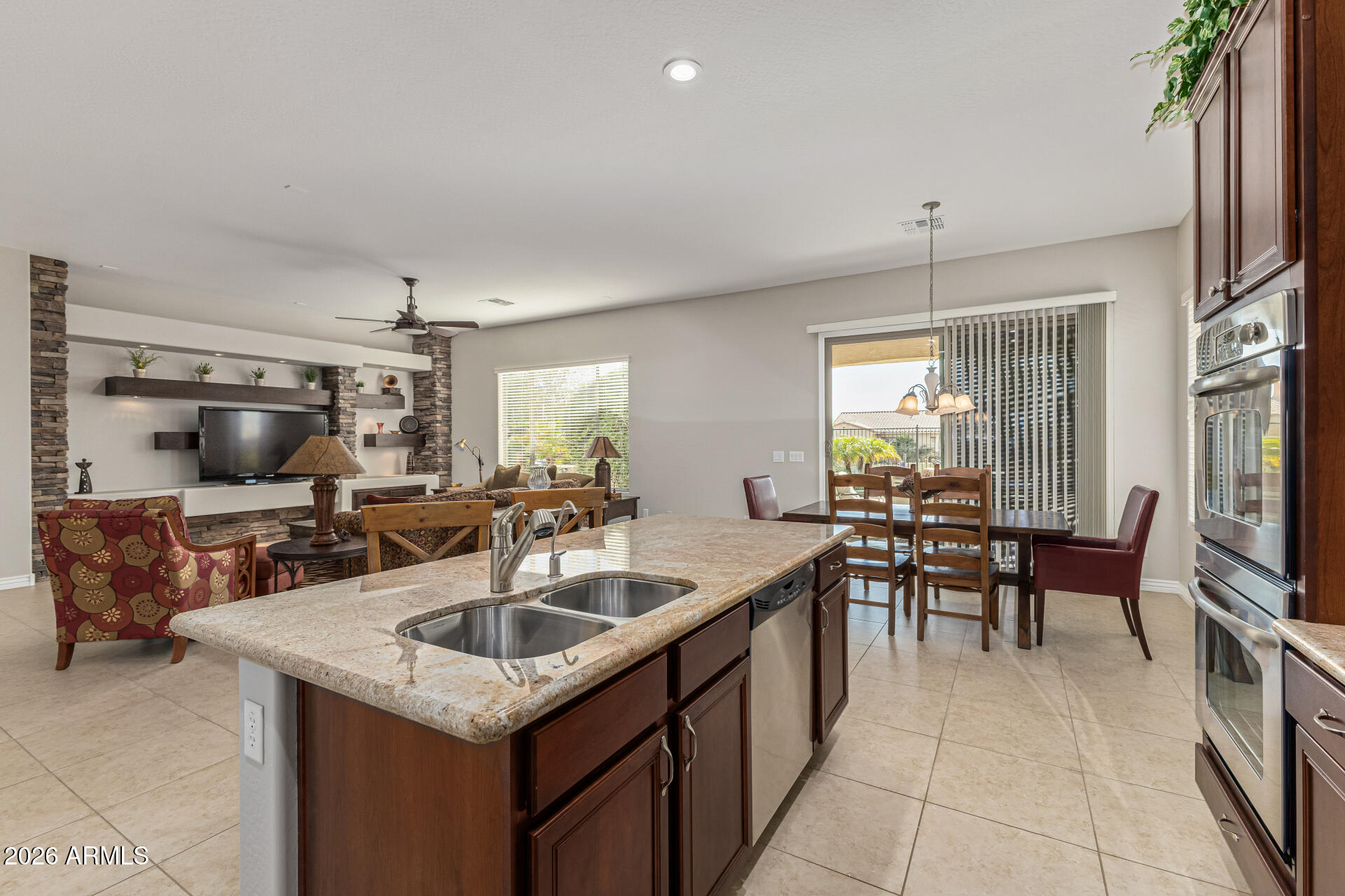 17873 W LAVENDER Lane