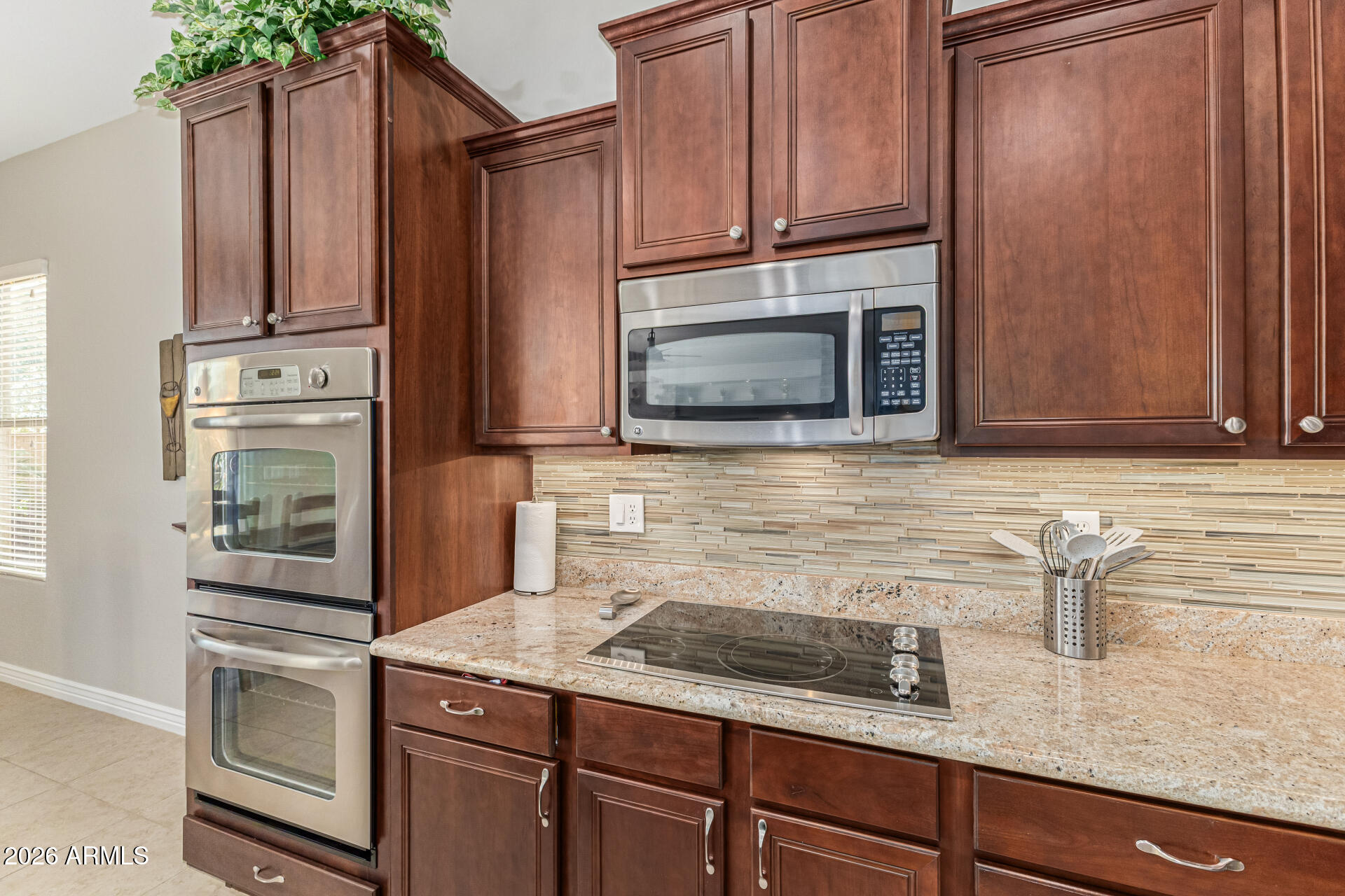 17873 W LAVENDER Lane