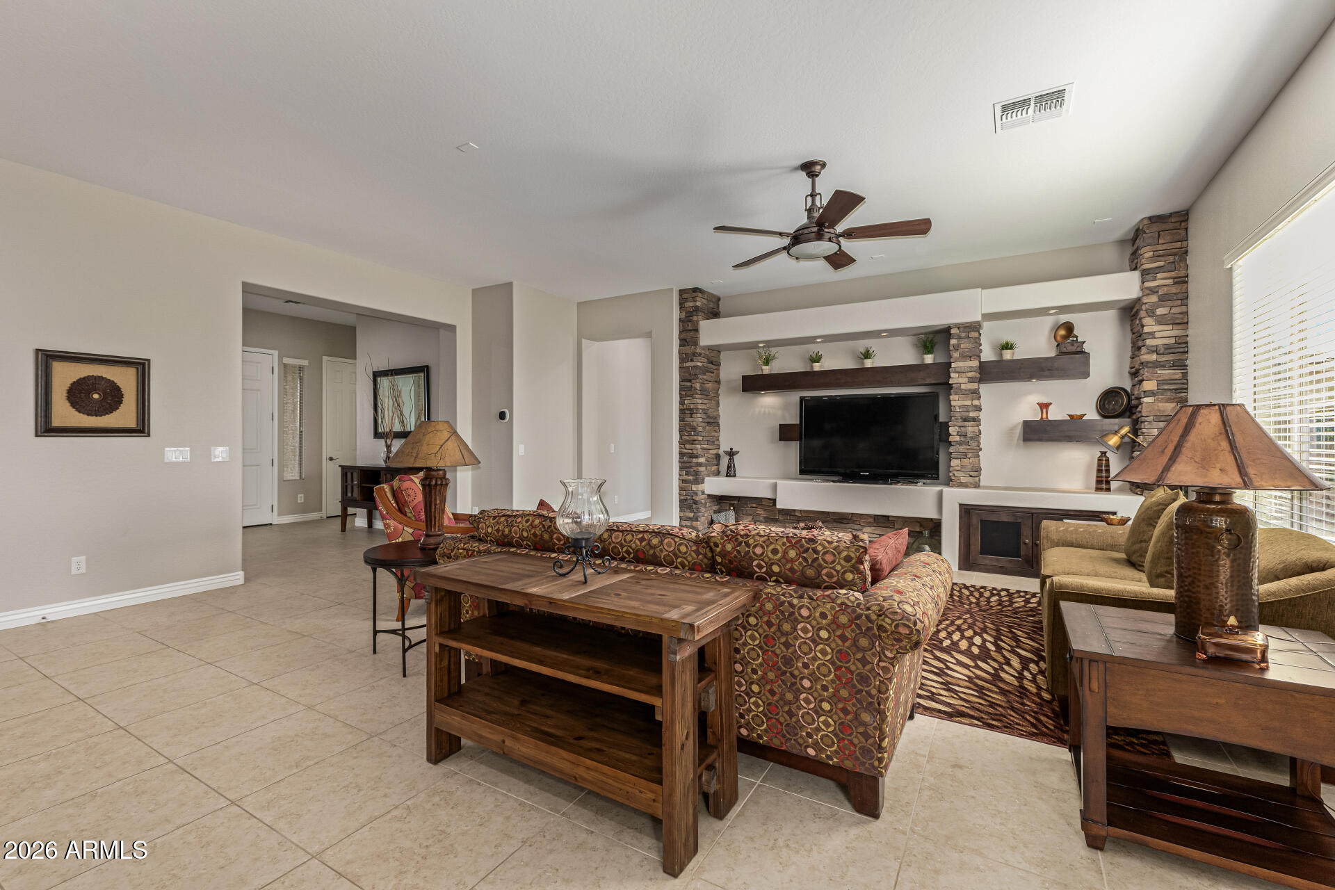 17873 W LAVENDER Lane