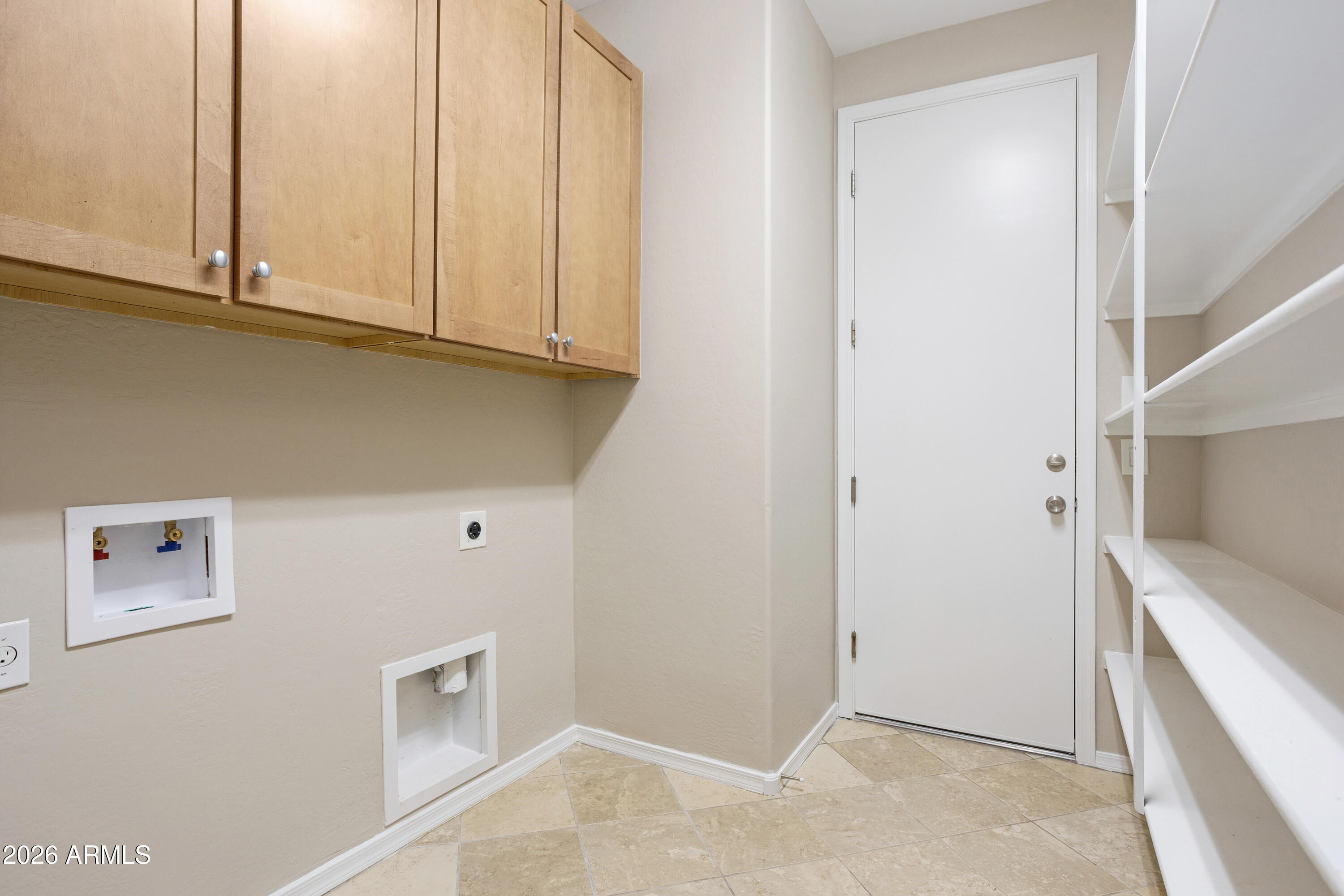 3544 E BARTLETT Drive