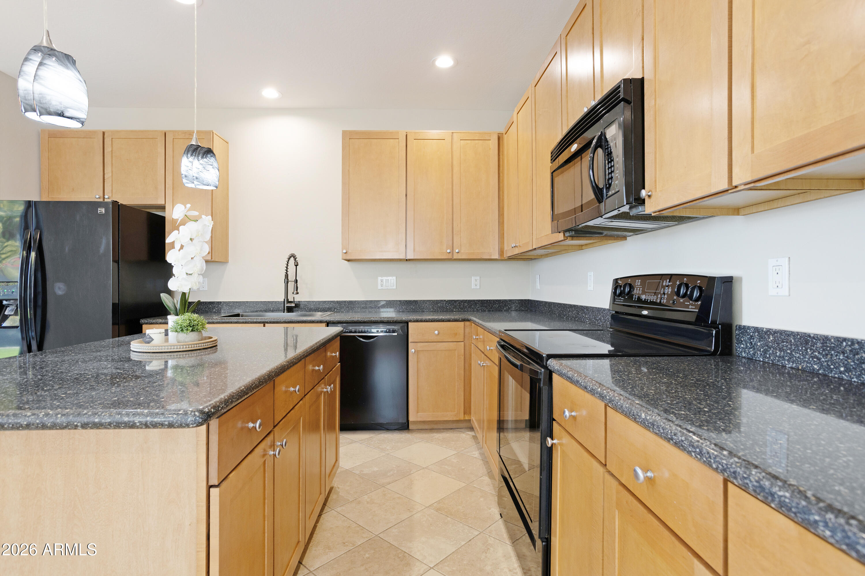 3544 E BARTLETT Drive