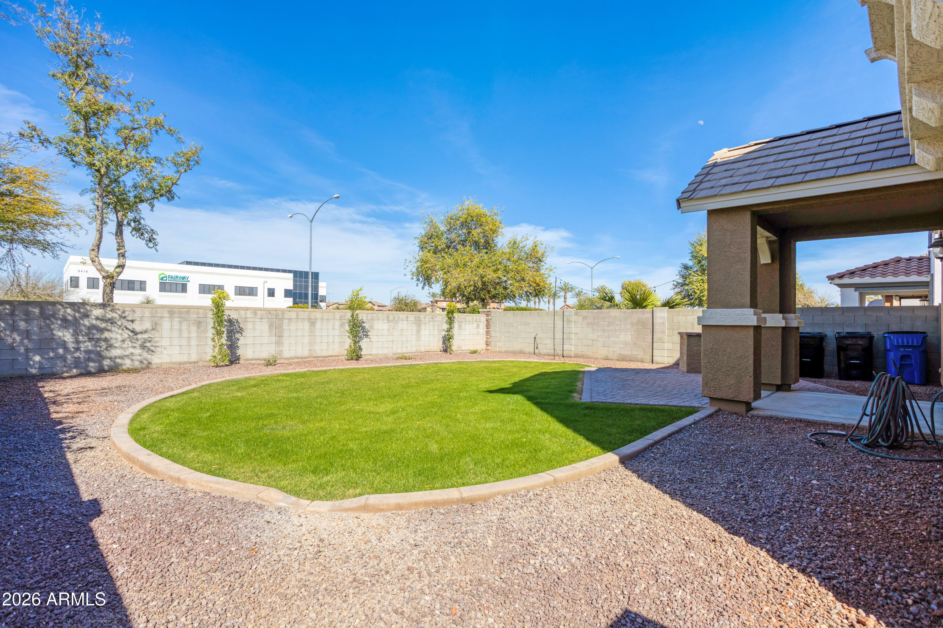 3544 E BARTLETT Drive