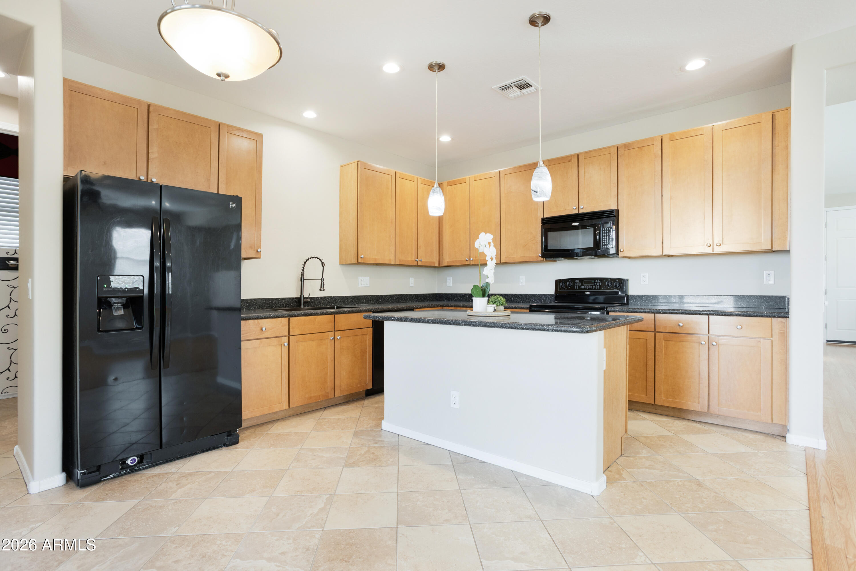 3544 E BARTLETT Drive