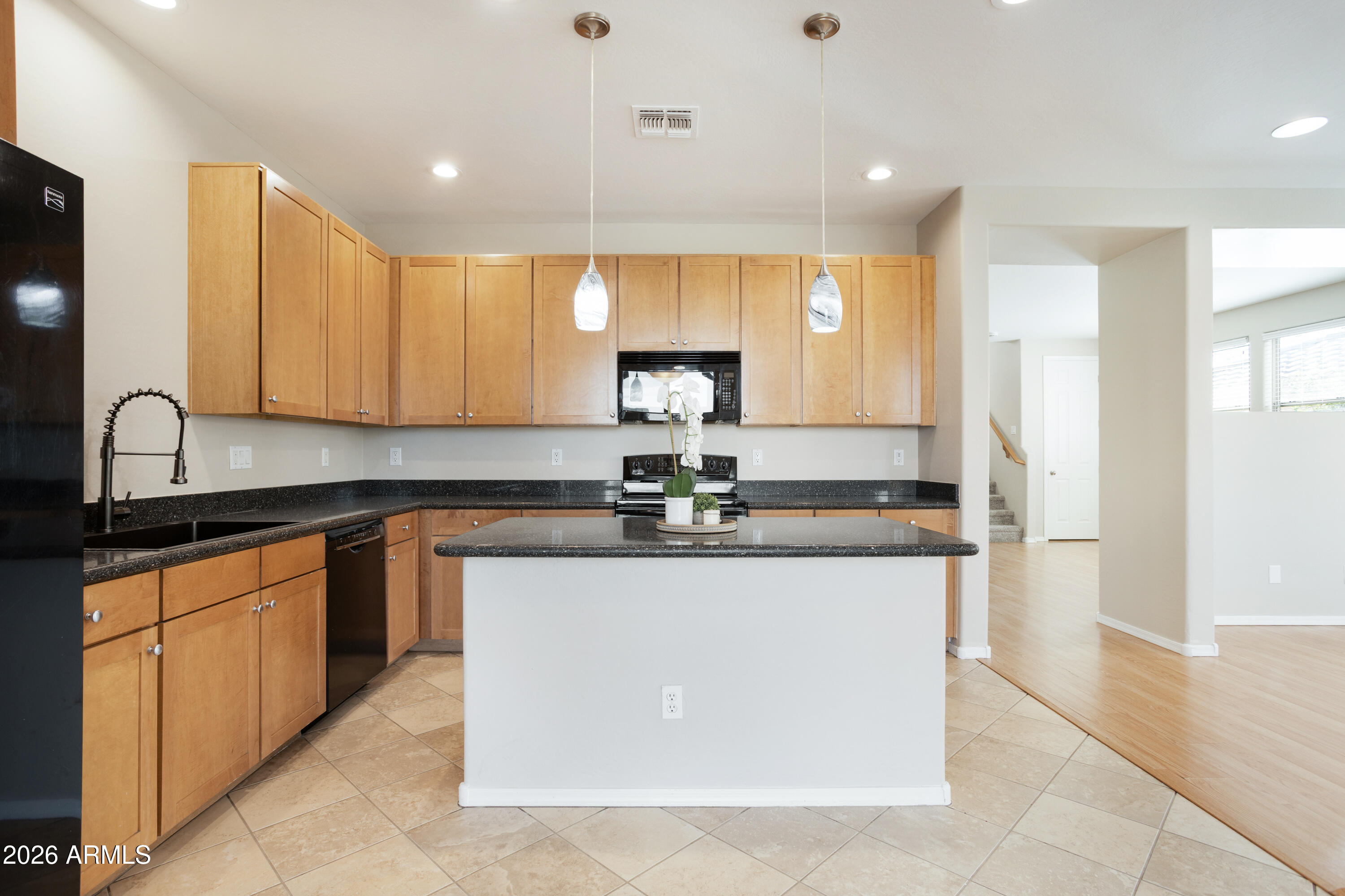 3544 E BARTLETT Drive