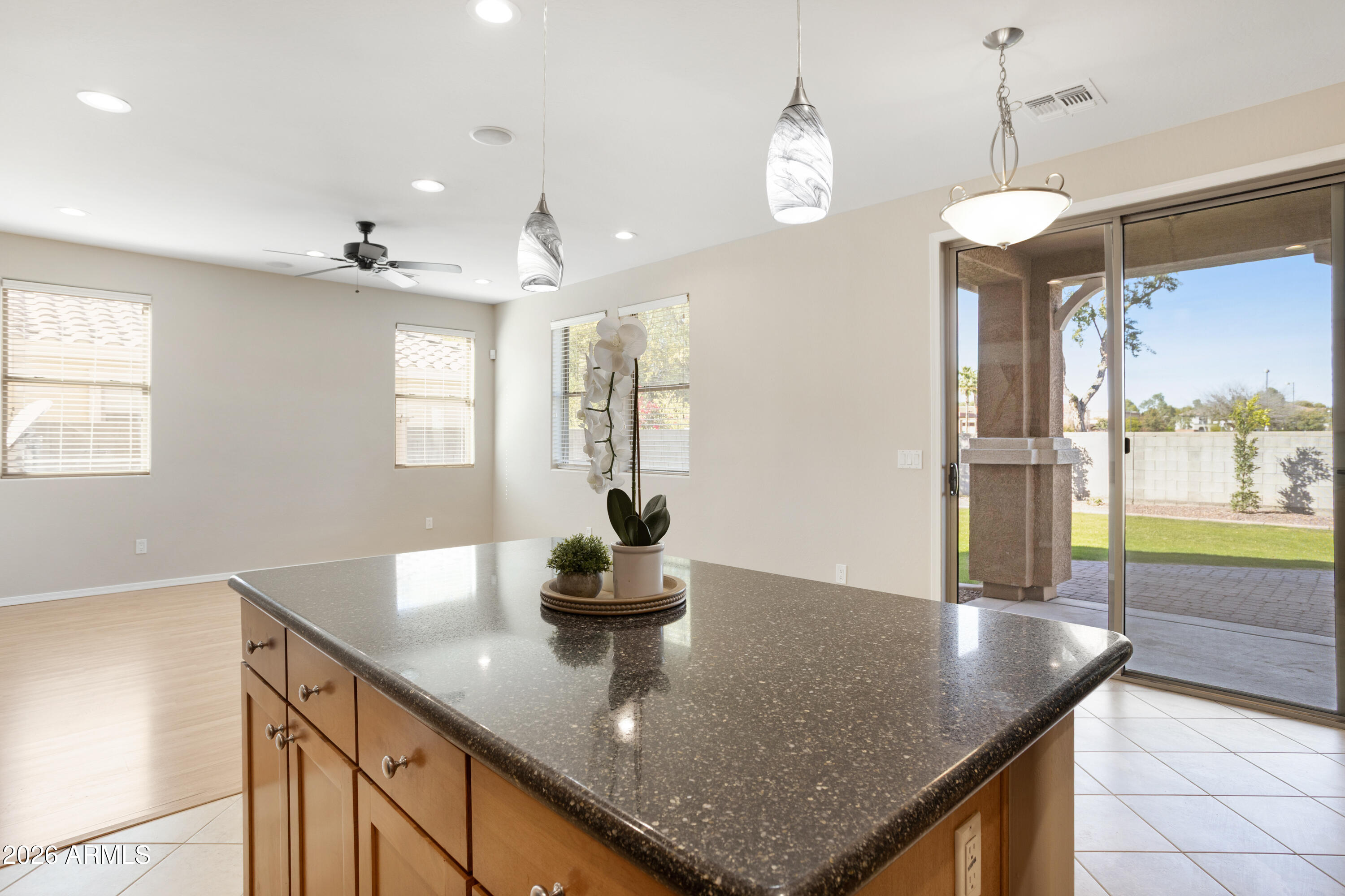 3544 E BARTLETT Drive